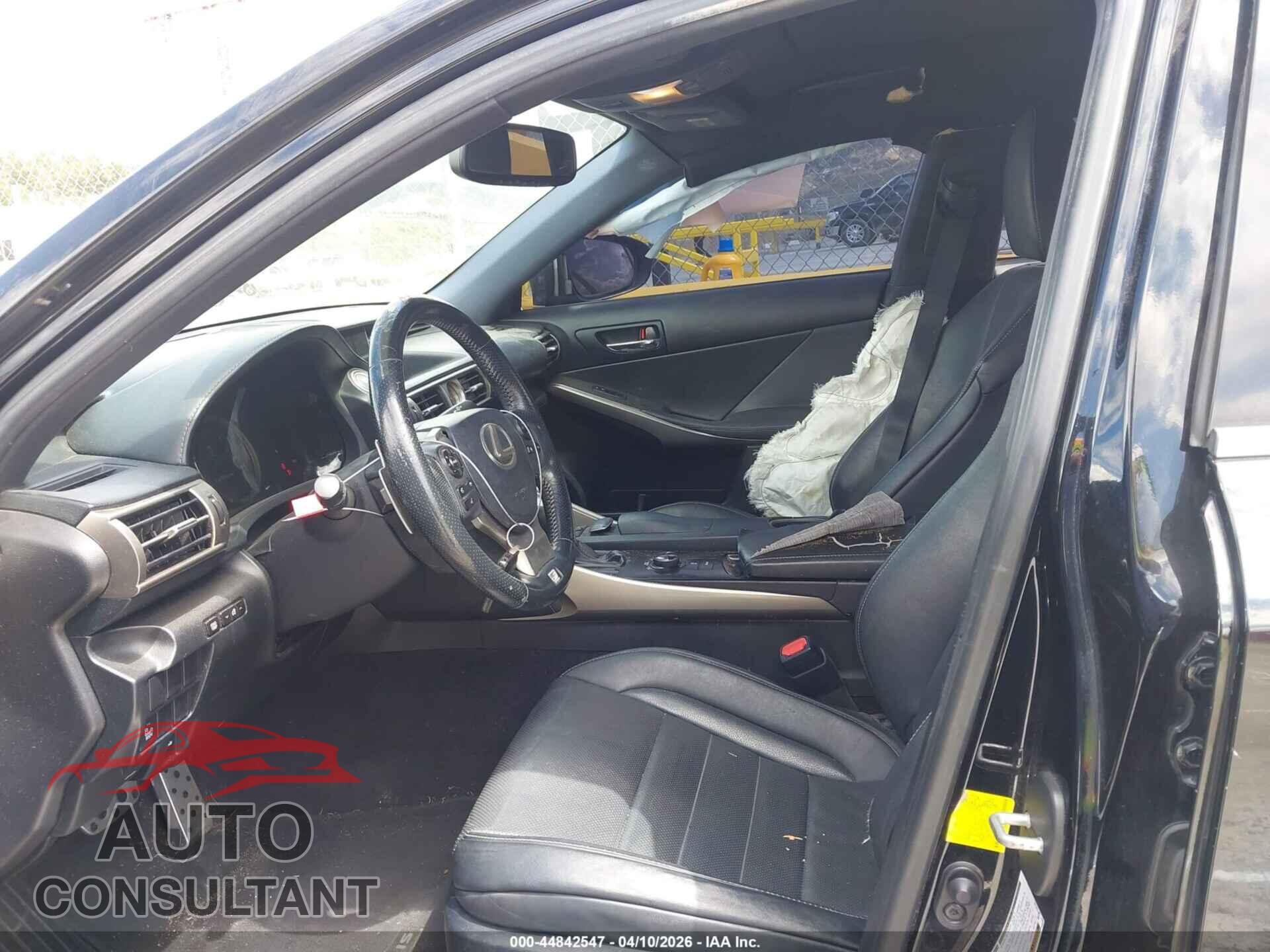 LEXUS IS 250 2014 - JTHBF1D24E5005316