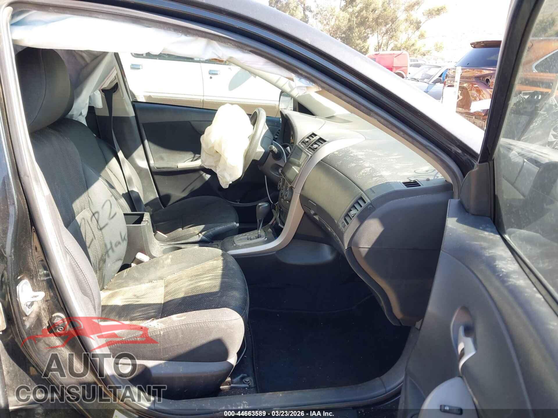 TOYOTA COROLLA 2013 - 5YFBU4EE2DP212273