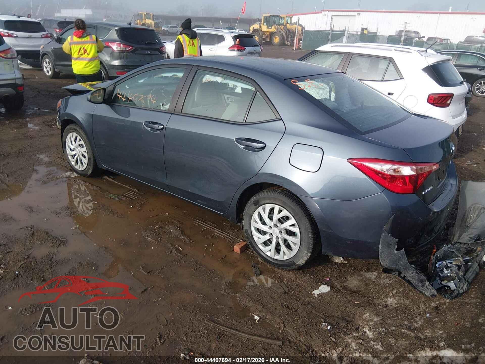 TOYOTA COROLLA 2017 - 2T1BURHE2HC881237