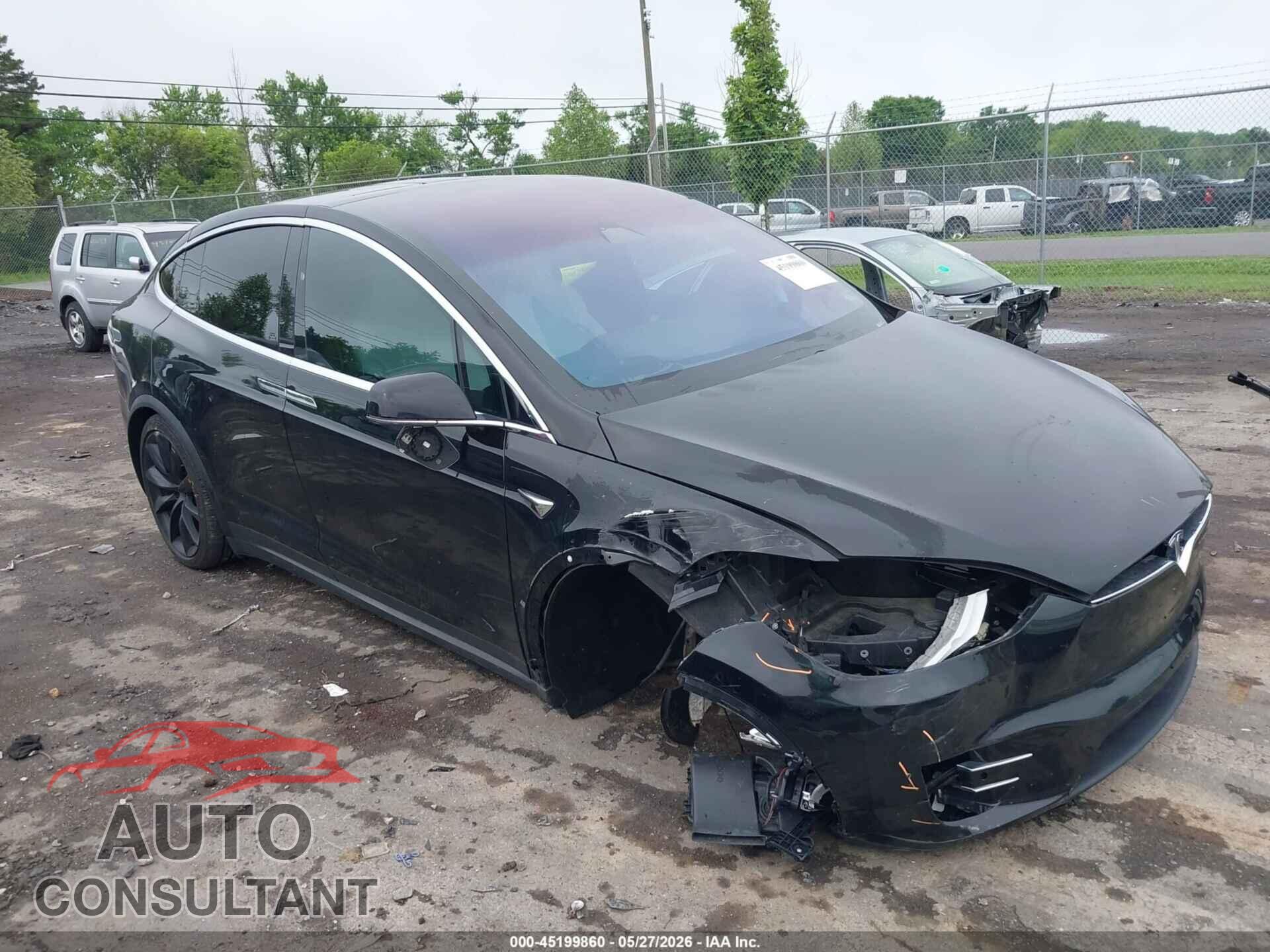 TESLA MODEL X 2018 - 5YJXCBE20JF137955