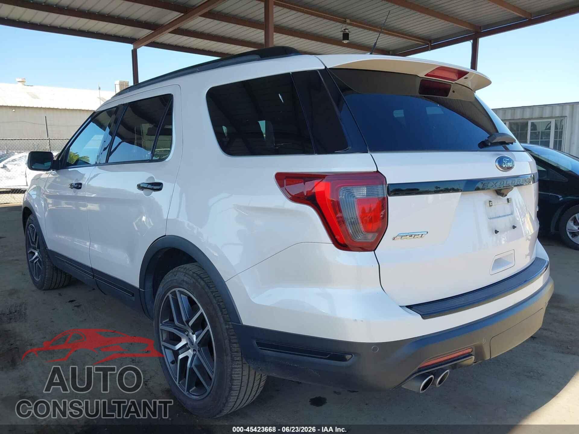 FORD EXPLORER 2018 - 1FM5K8GT9JGB57139