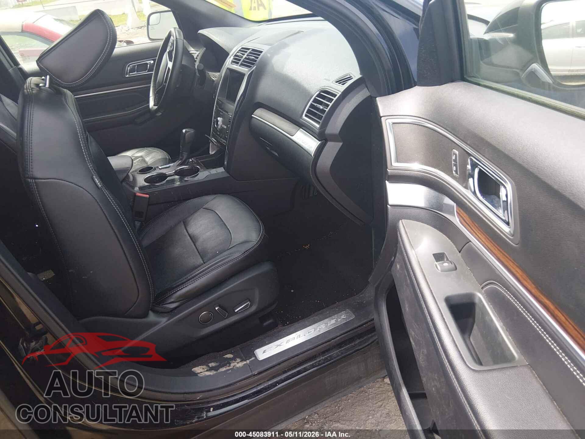 FORD EXPLORER 2018 - 1FM5K7F89JGB74921