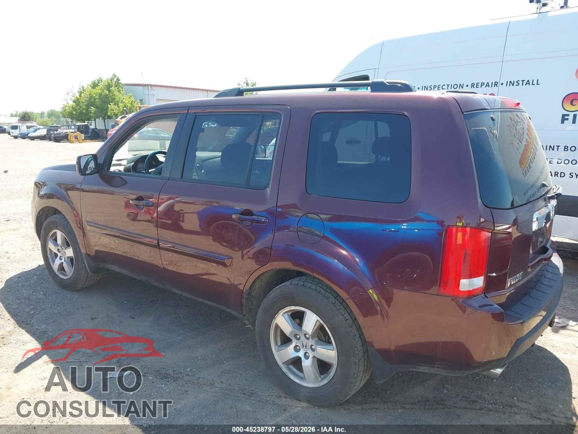 HONDA PILOT 2011 - 5FNYF4H54BB027862
