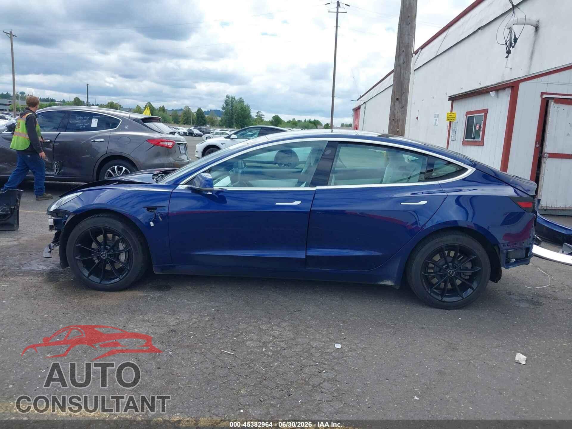 TESLA MODEL 3 2019 - 5YJ3E1EB6KF391030