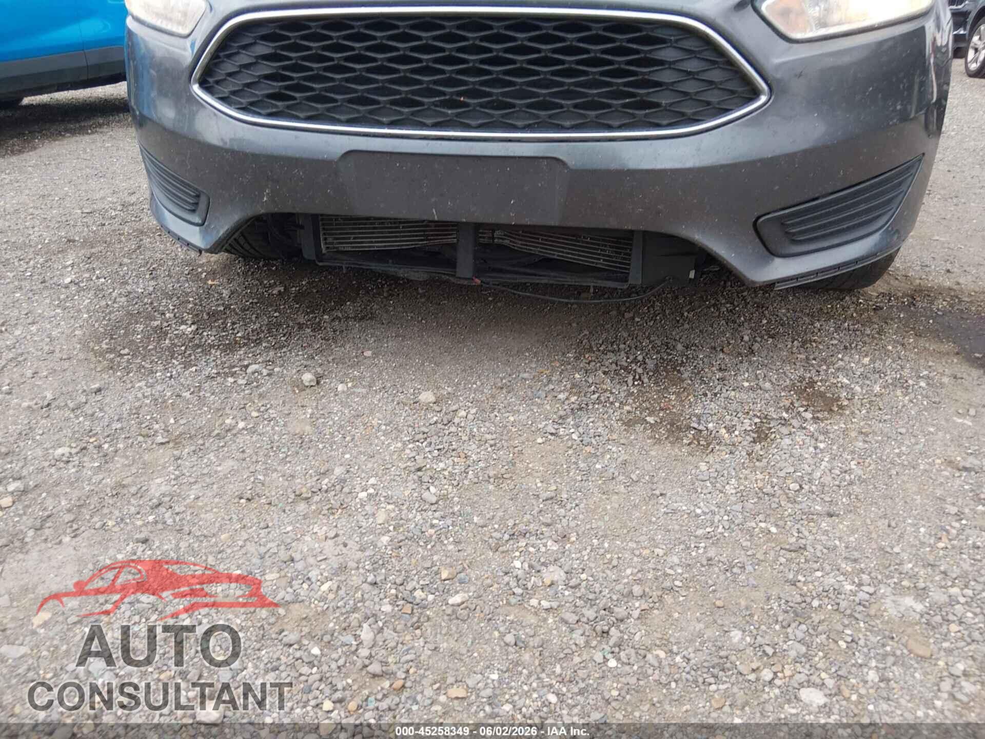 FORD FOCUS 2018 - 1FADP3F22JL220365
