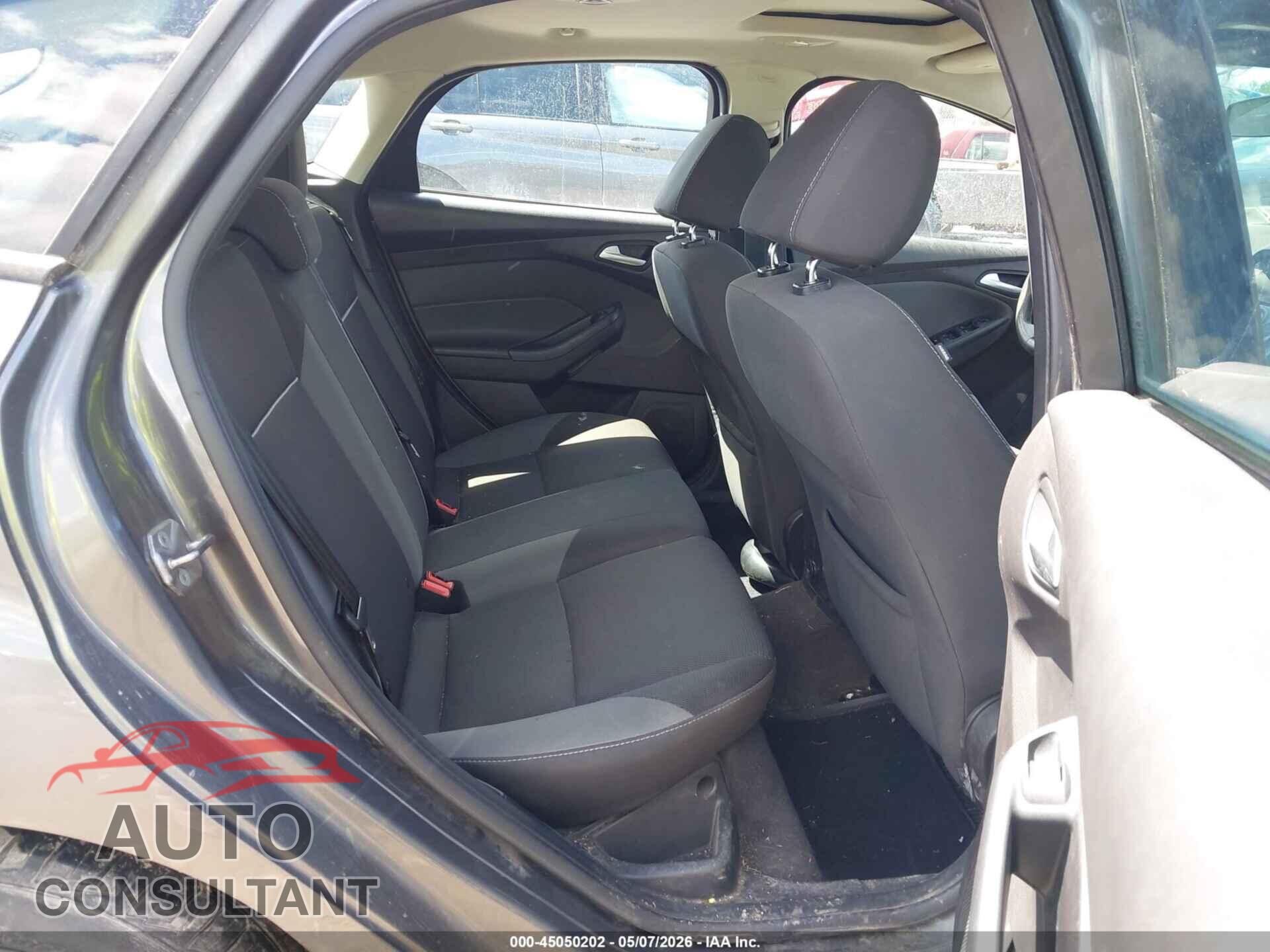 FORD FOCUS 2013 - 1FADP3K23DL299717
