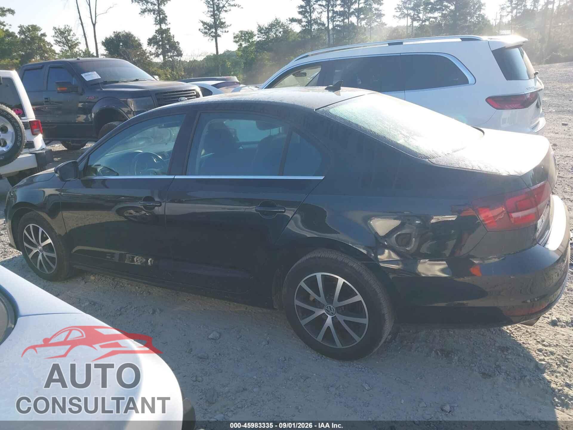 VOLKSWAGEN JETTA 2017 - 3VWDB7AJXHM337521