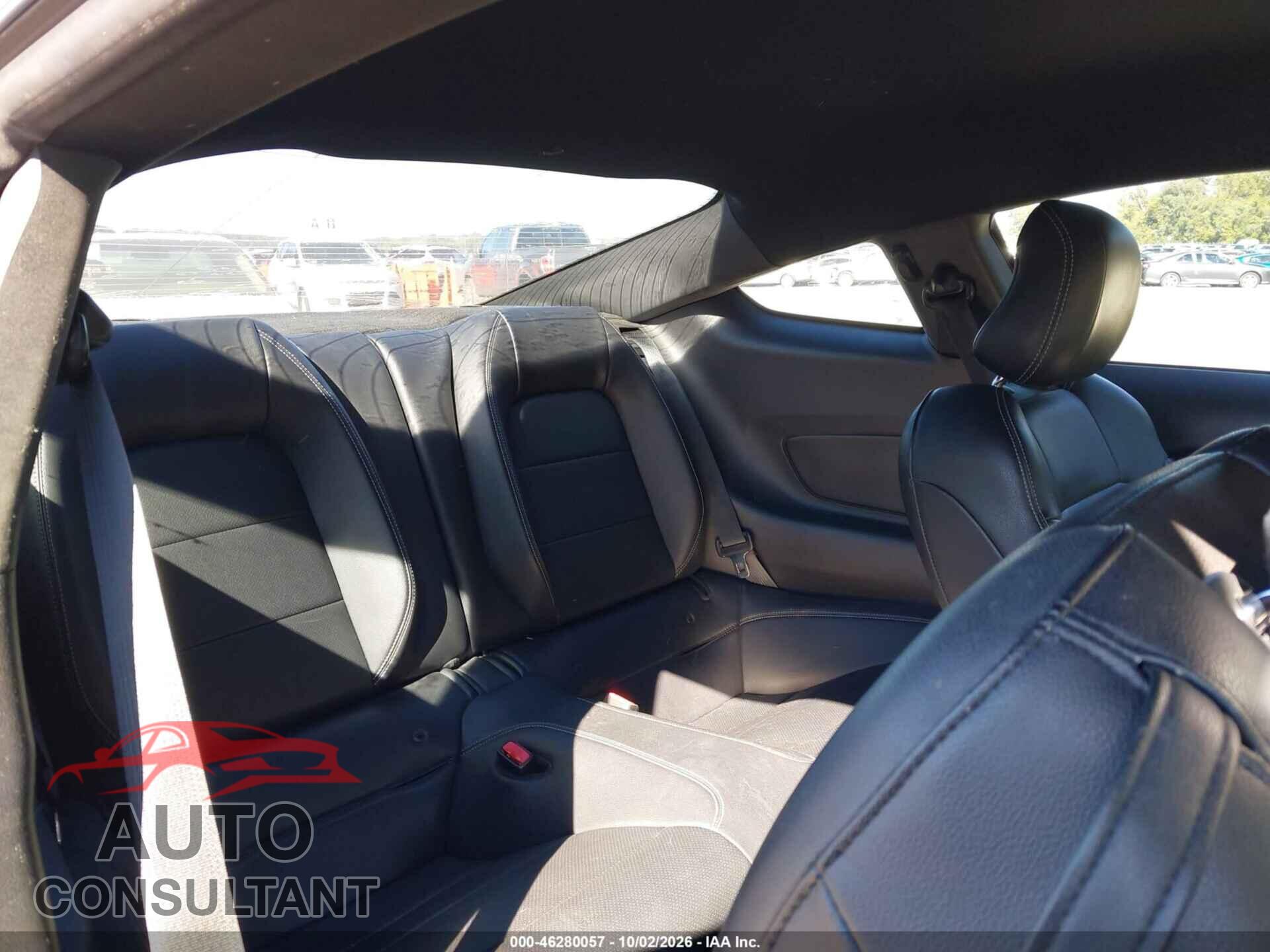 FORD MUSTANG 2015 - 1FA6P8TH7F5382762