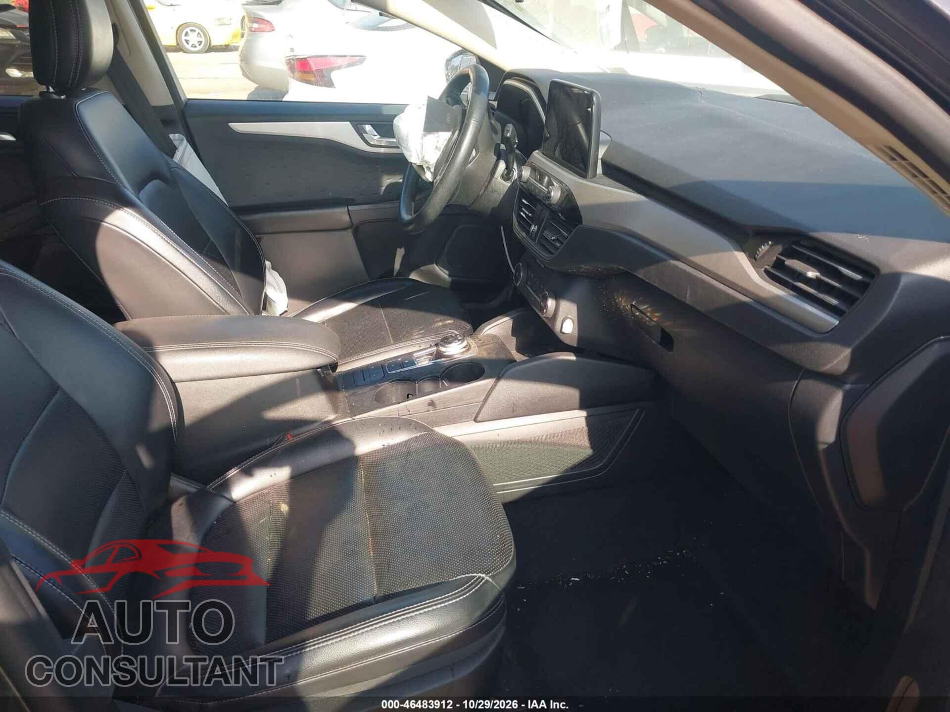 FORD ESCAPE 2020 - 1FMCU0H62LUA24898