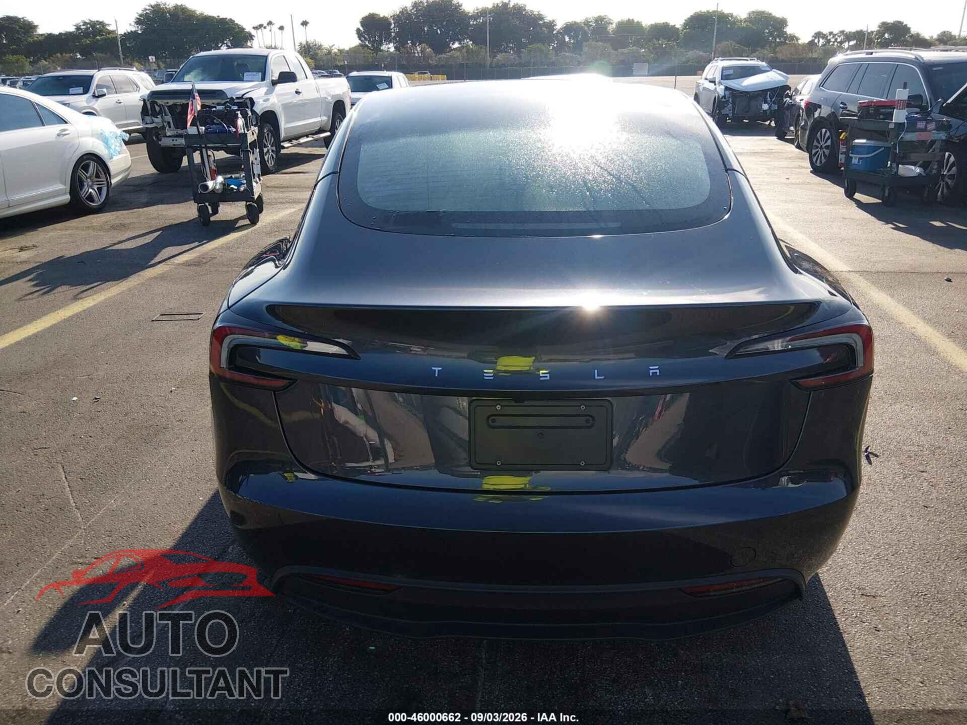TESLA MODEL 3 2025 - 5YJ3E1EA9SF976367