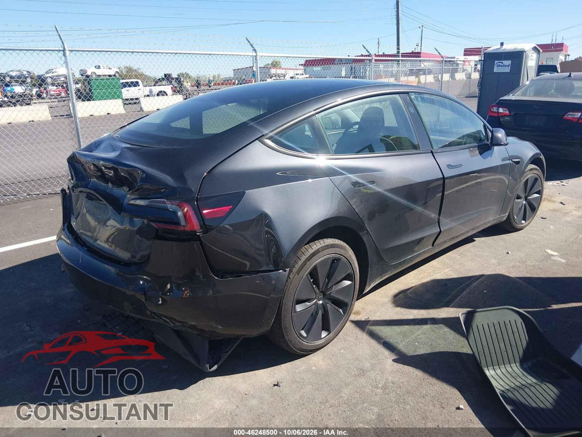 TESLA MODEL 3 2025 - 5YJ3E1EA1SF066258
