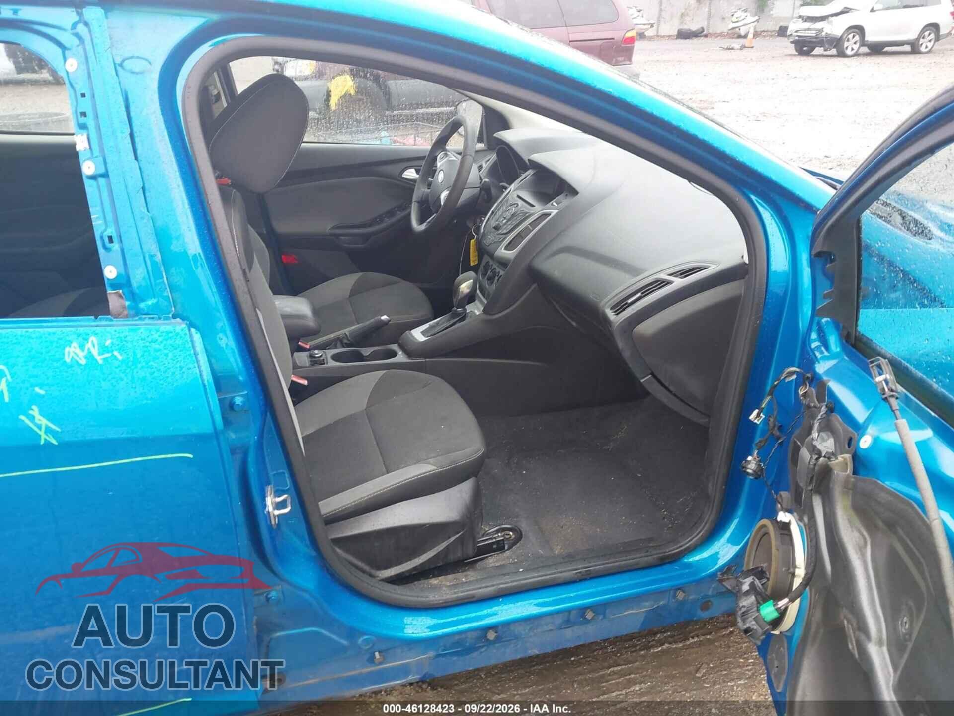 FORD FOCUS 2012 - 1FAHP3F2XCL307211