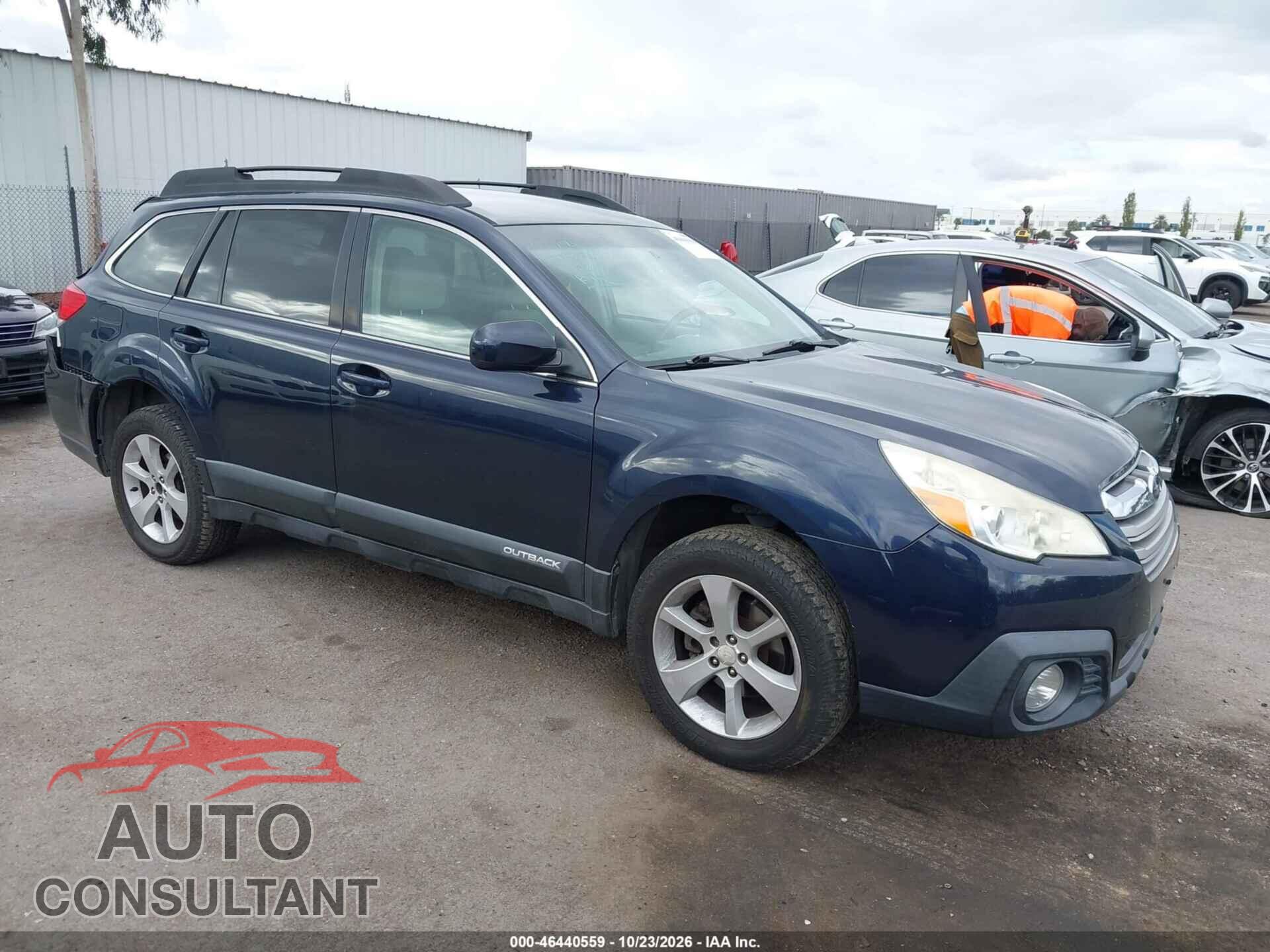 SUBARU OUTBACK 2013 - 4S4BRBBC7D3275446