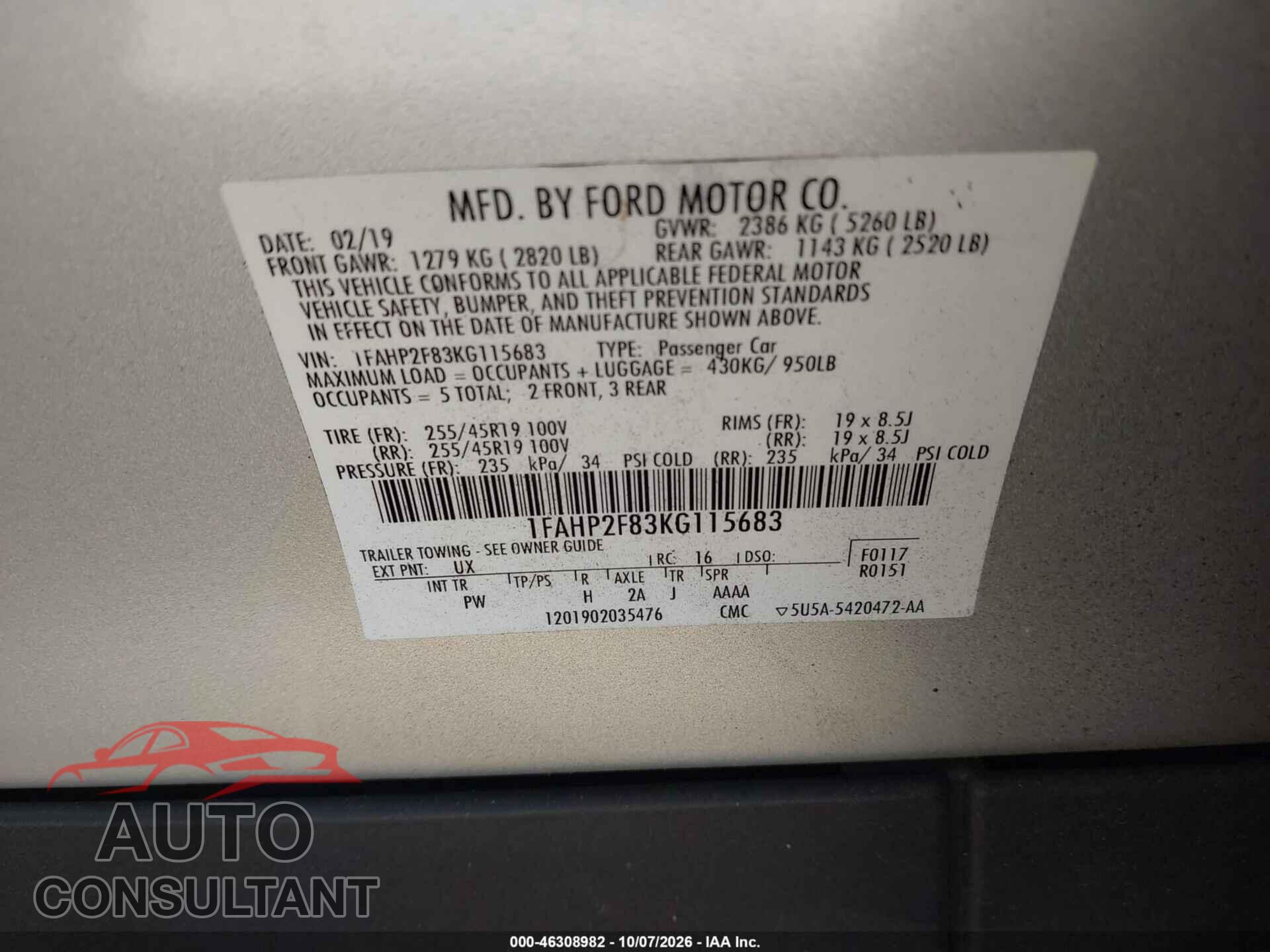 FORD TAURUS 2019 - 1FAHP2F83KG115683