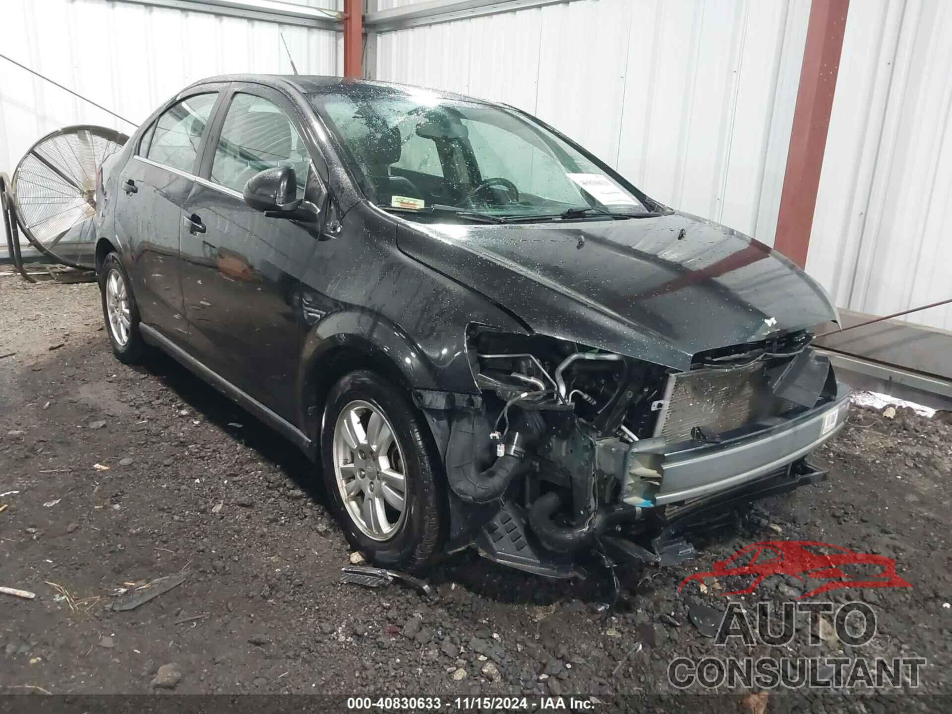 CHEVROLET SONIC 2014 - 1G1JG5SB6E4209683