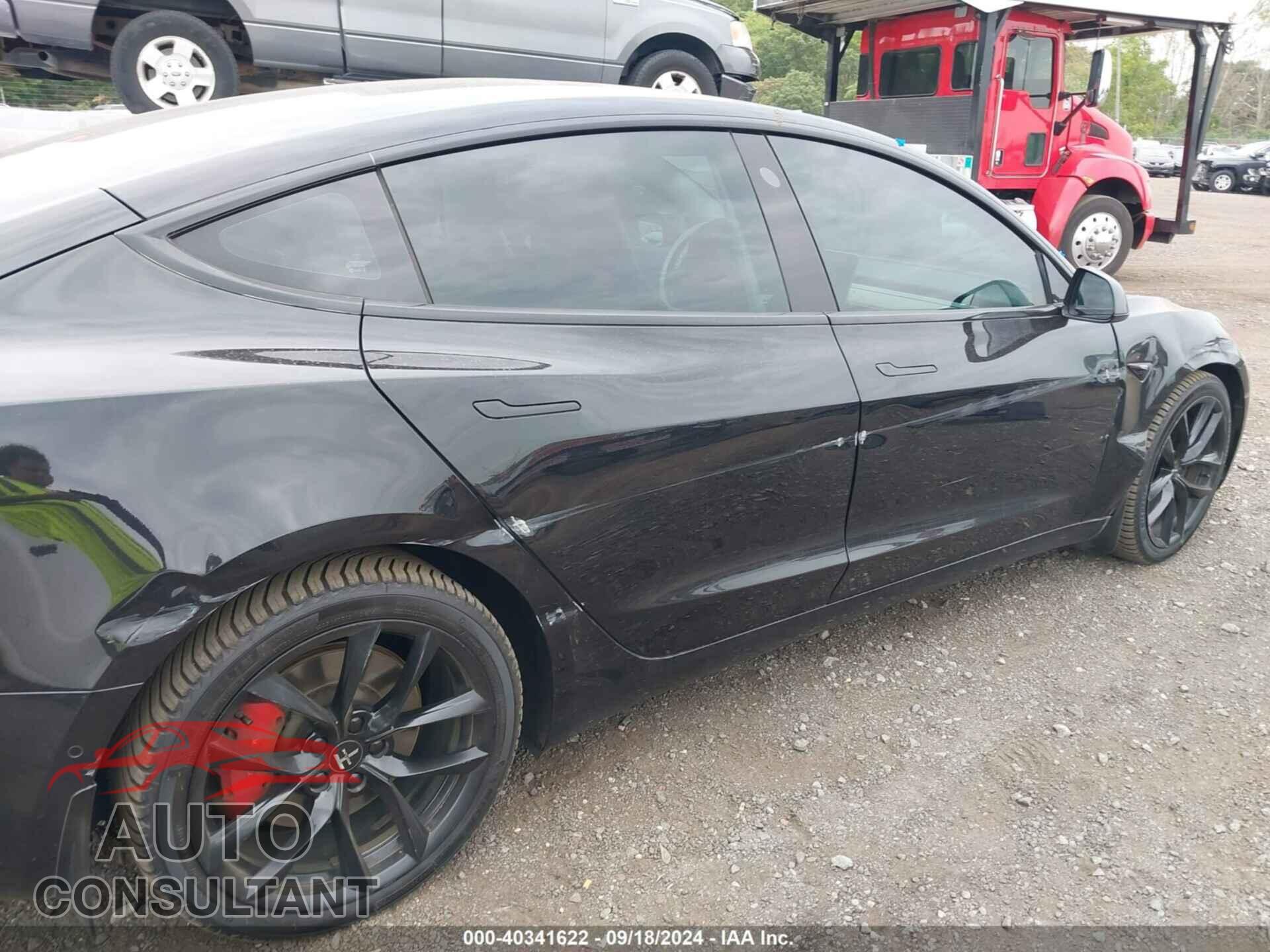 TESLA MODEL 3 2018 - 5YJ3E1EB3JF069797