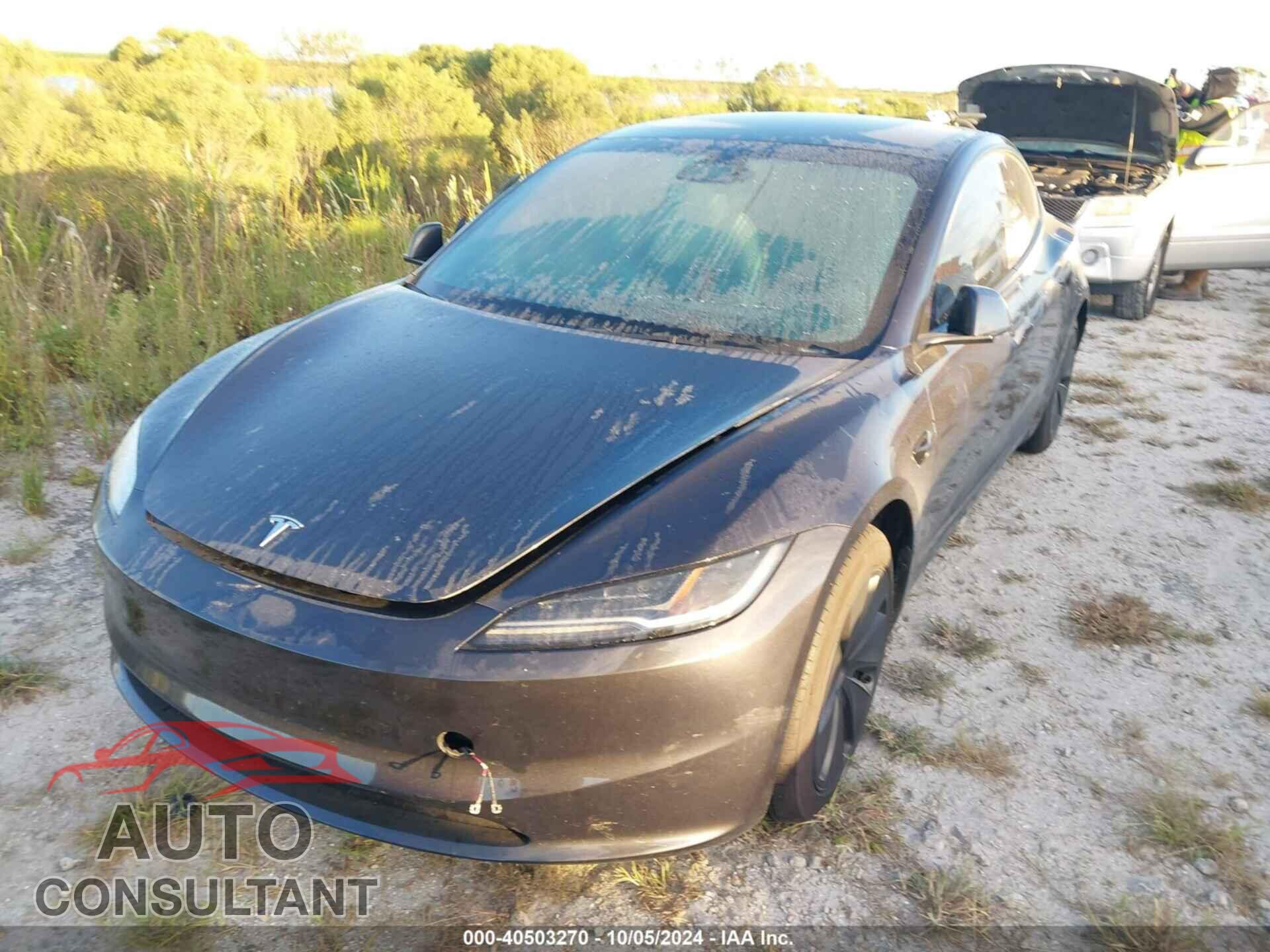 TESLA MODEL 3 2024 - 5YJ3E1EB9RF755581