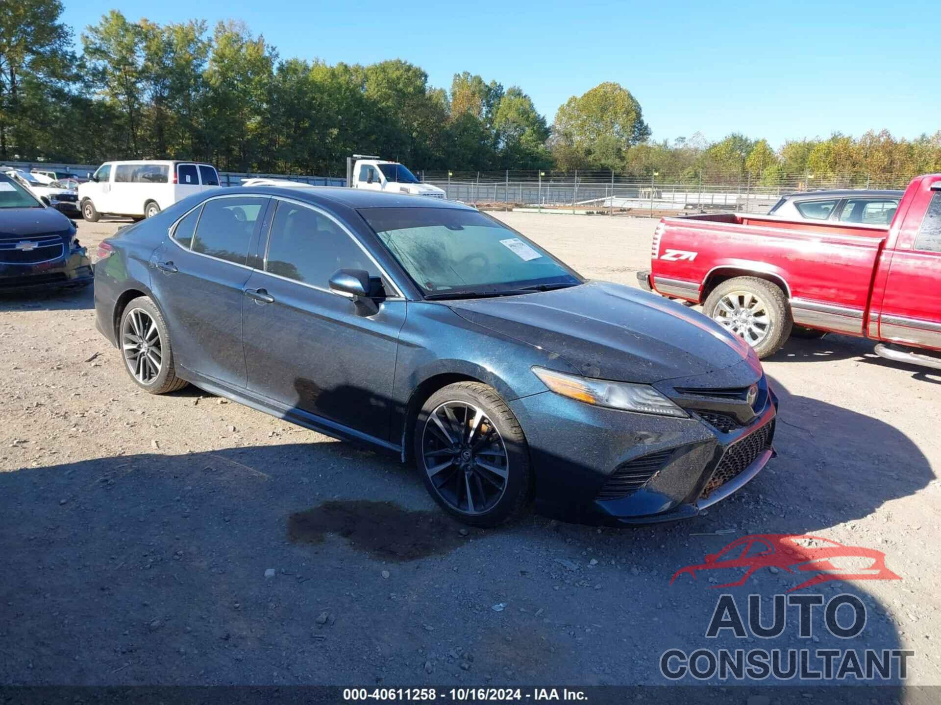 TOYOTA CAMRY 2018 - 4T1B61HK2JU564080