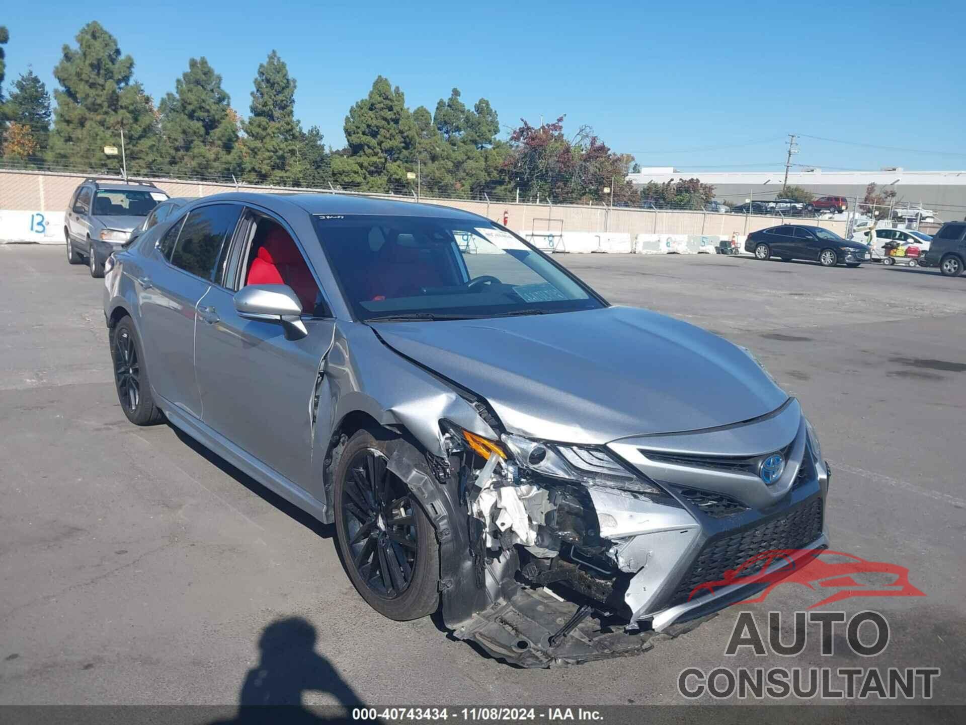 TOYOTA CAMRY 2022 - 4T1K31AK4NU597817