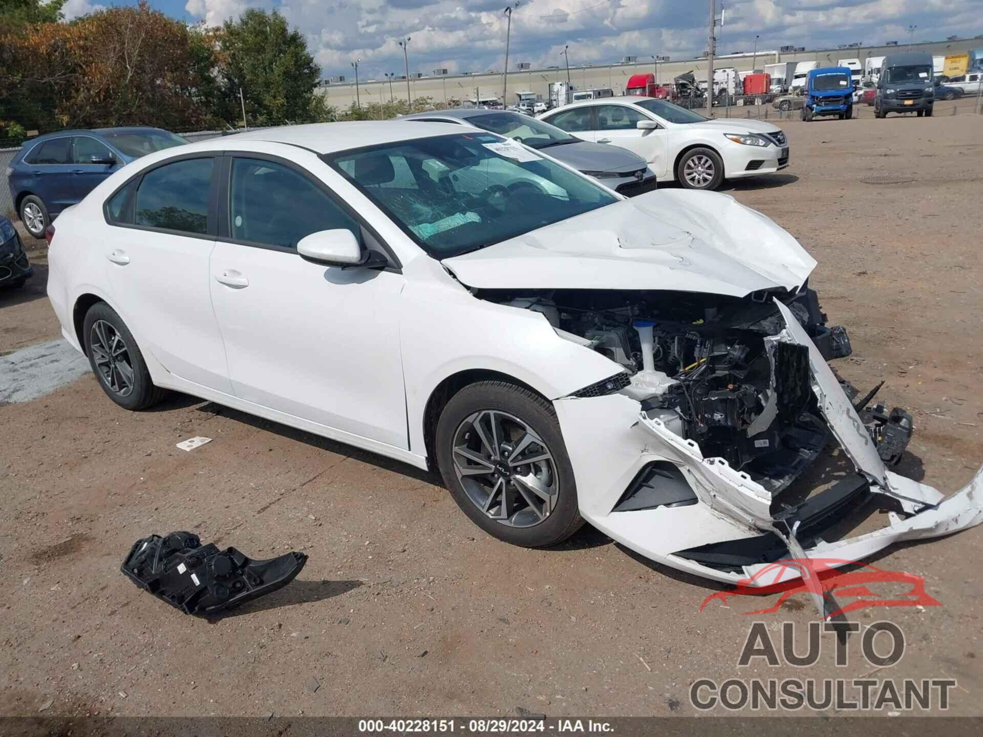 KIA FORTE 2024 - 3KPF24AD8RE745970