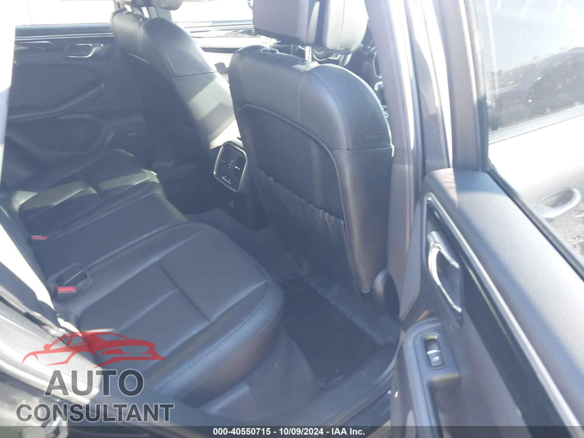 PORSCHE MACAN 2017 - WP1AA2A52HLB09446
