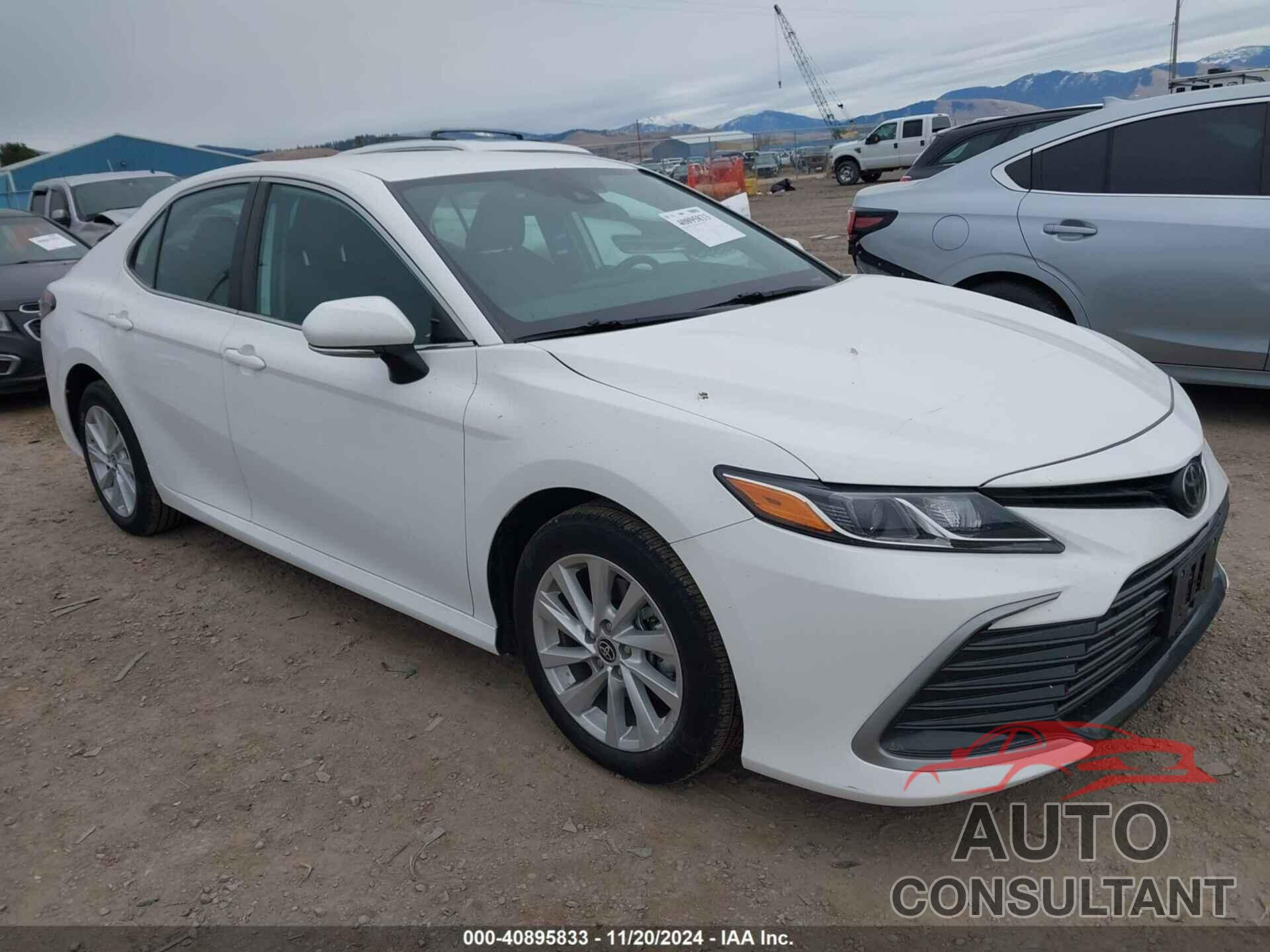 TOYOTA CAMRY 2021 - 4T1C11BK5MU035898