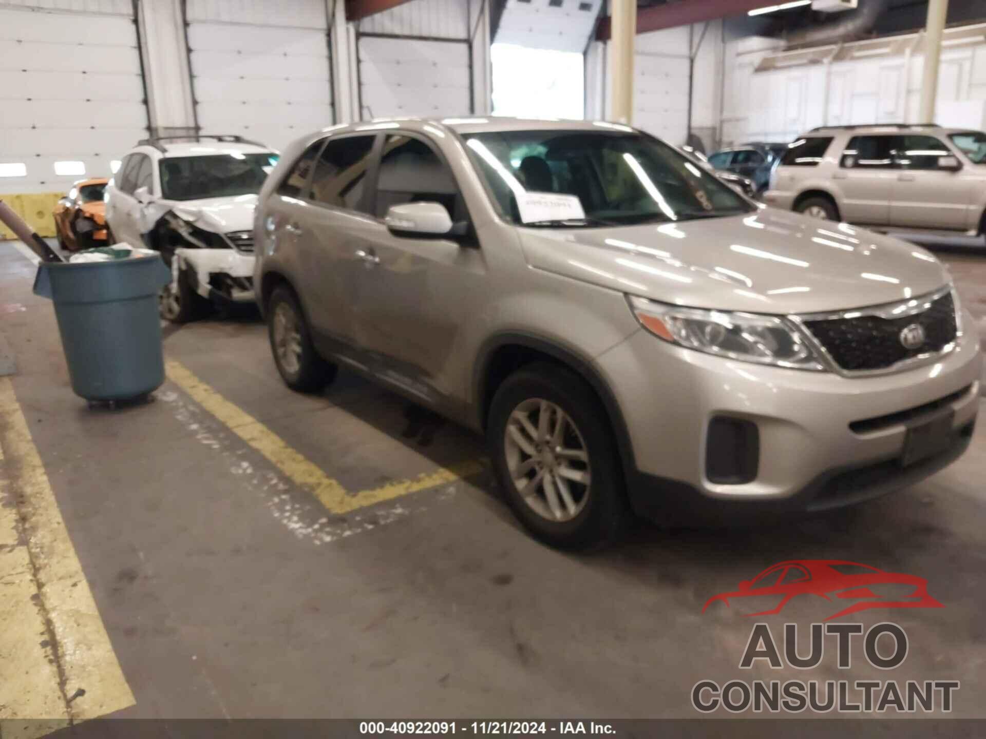 KIA SORENTO 2014 - 5XYKT3A66EG550261