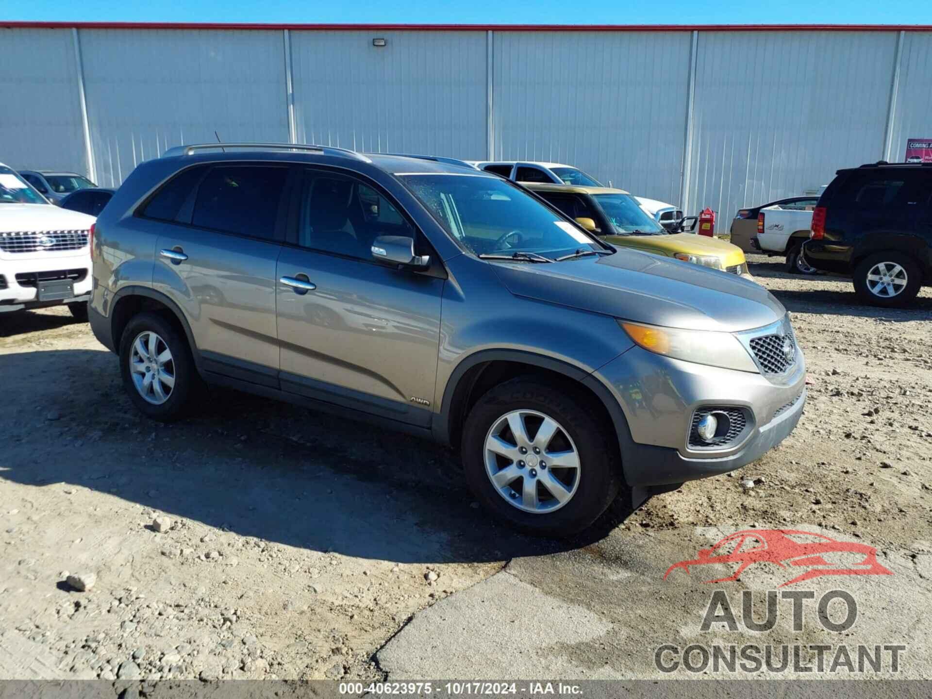 KIA SORENTO 2011 - 5XYKTDA11BG061580