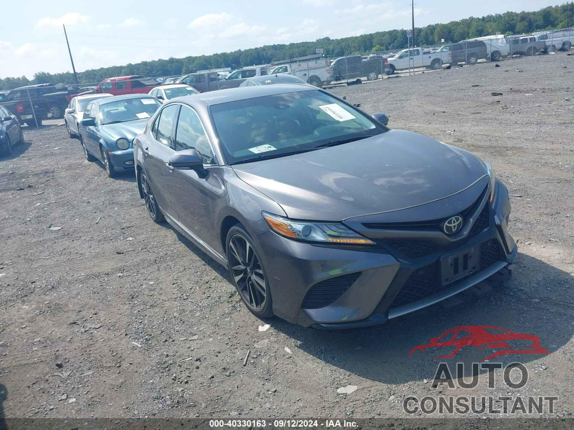 TOYOTA CAMRY 2018 - 4T1B61HK6JU071504