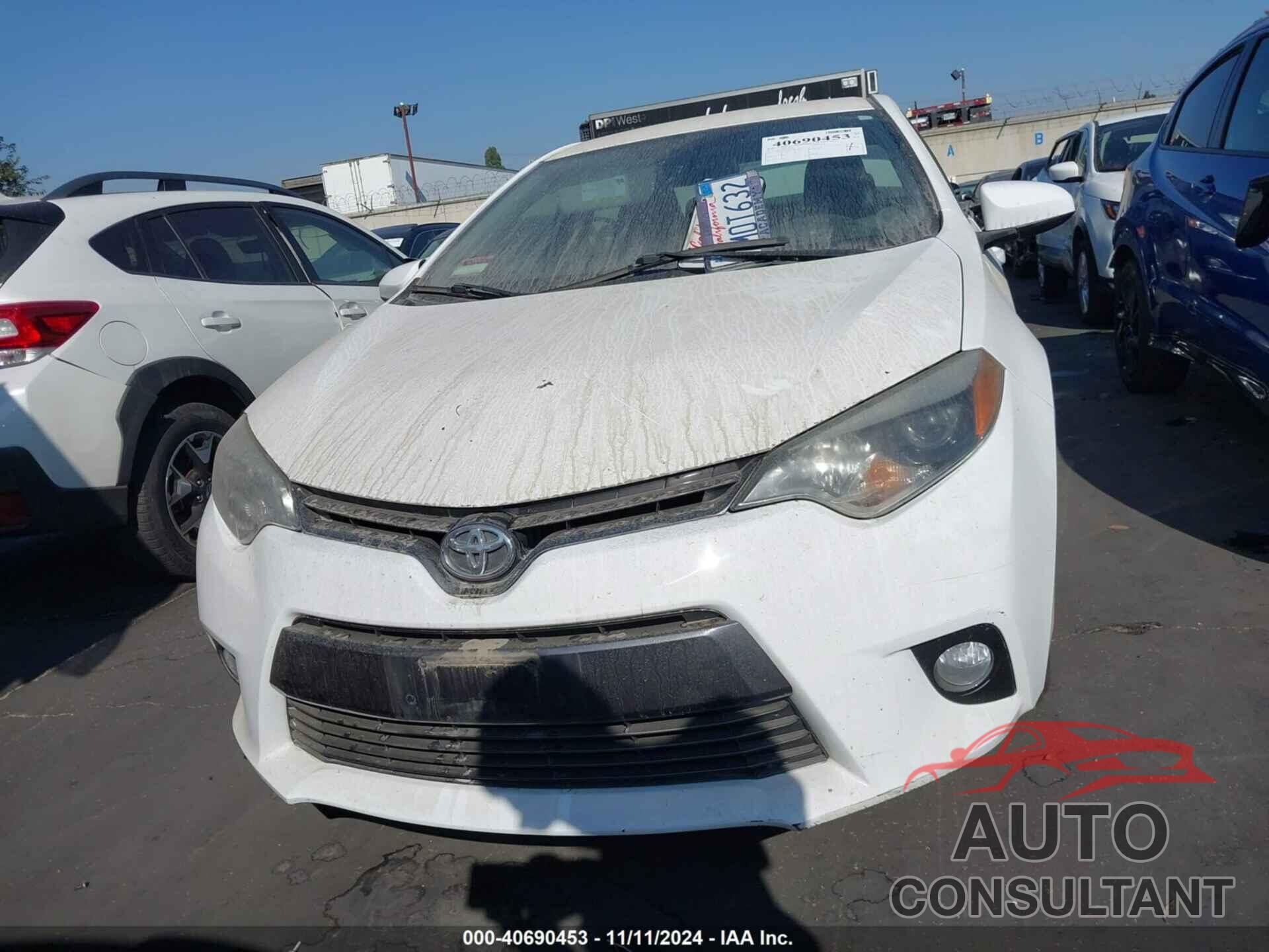 TOYOTA COROLLA 2015 - 5YFBURHE5FP364768