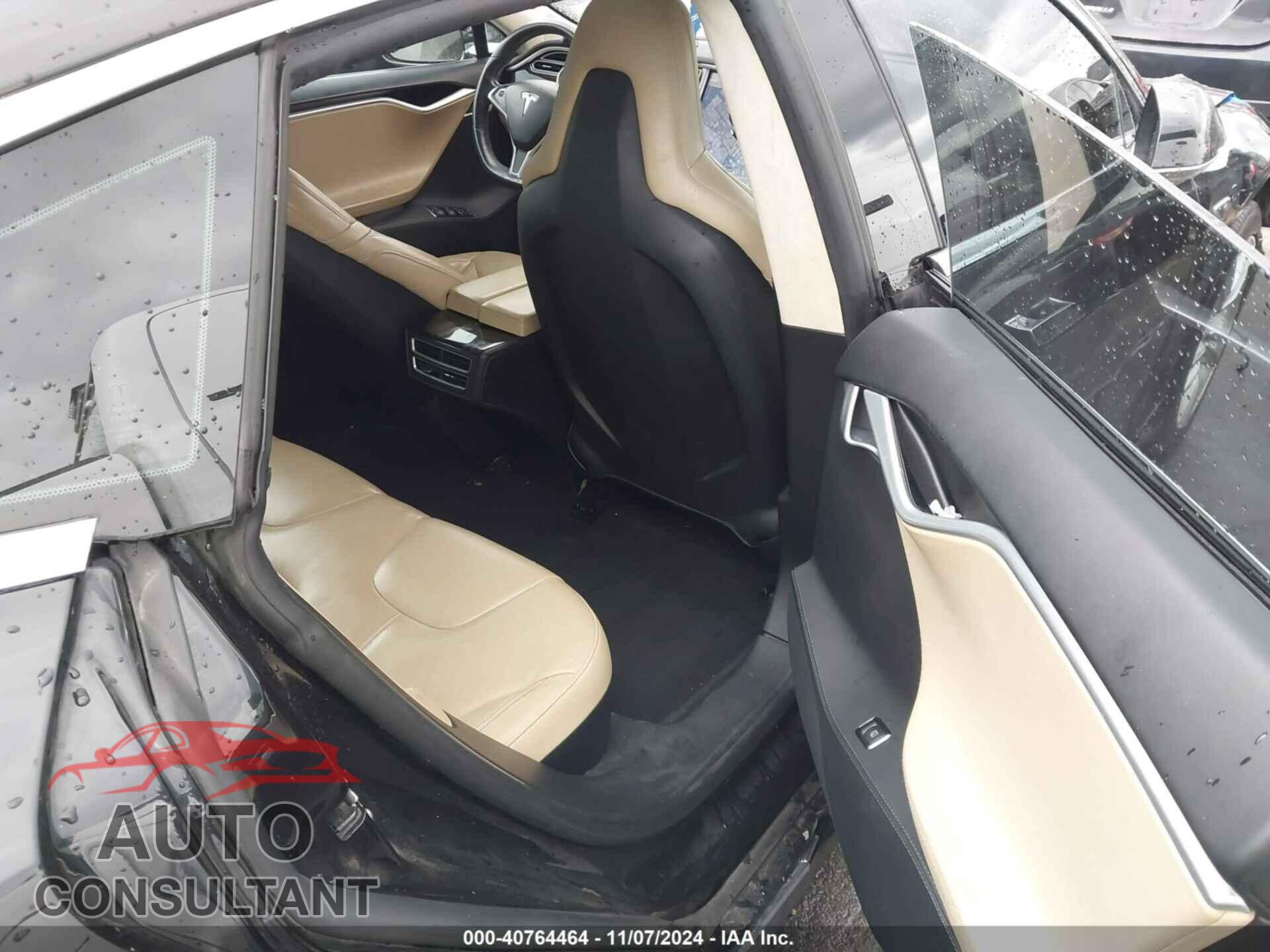 TESLA MODEL S 2015 - 5YJSA1E28FF102694