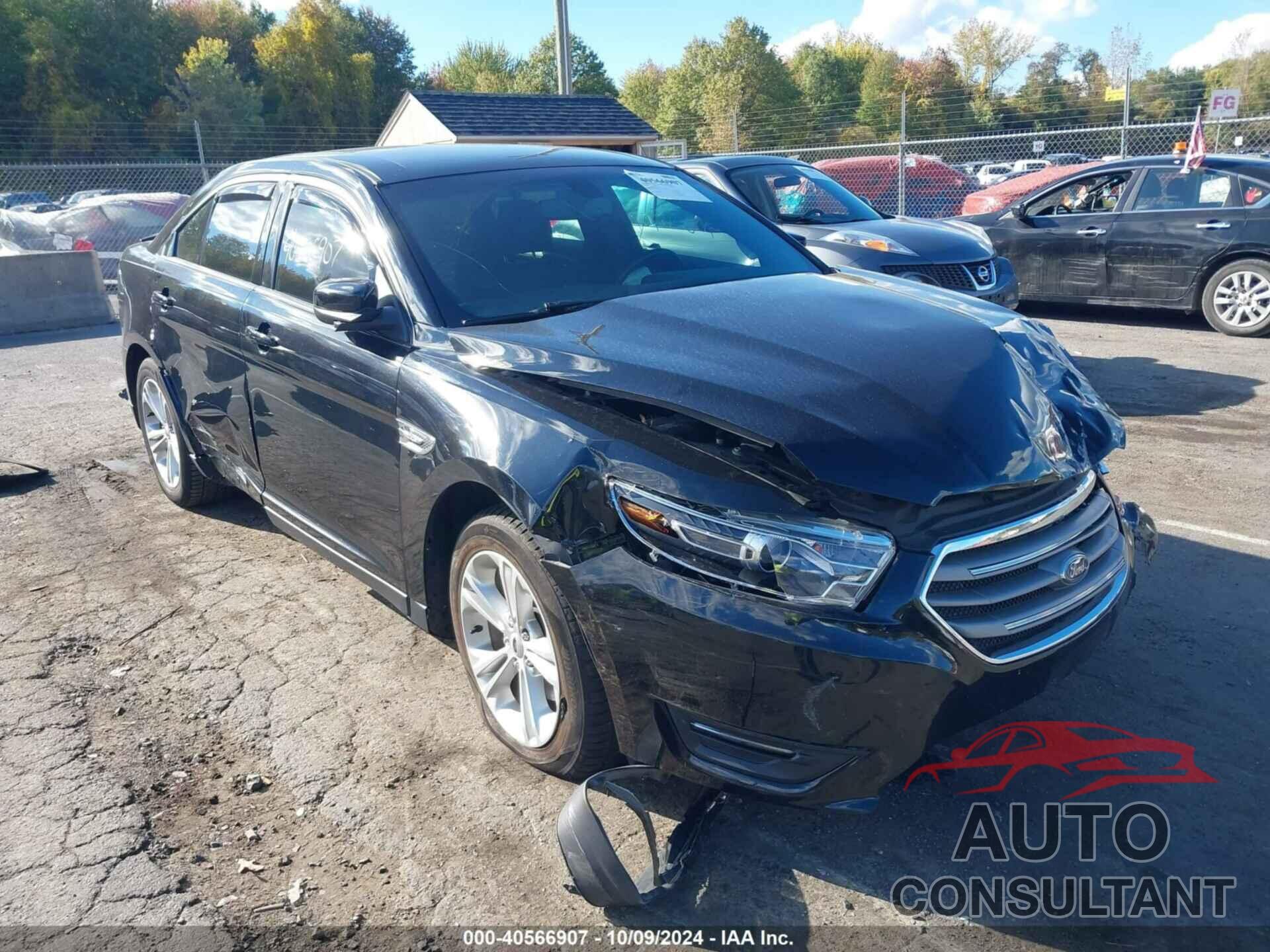 FORD TAURUS 2018 - 1FAHP2H80JG110775