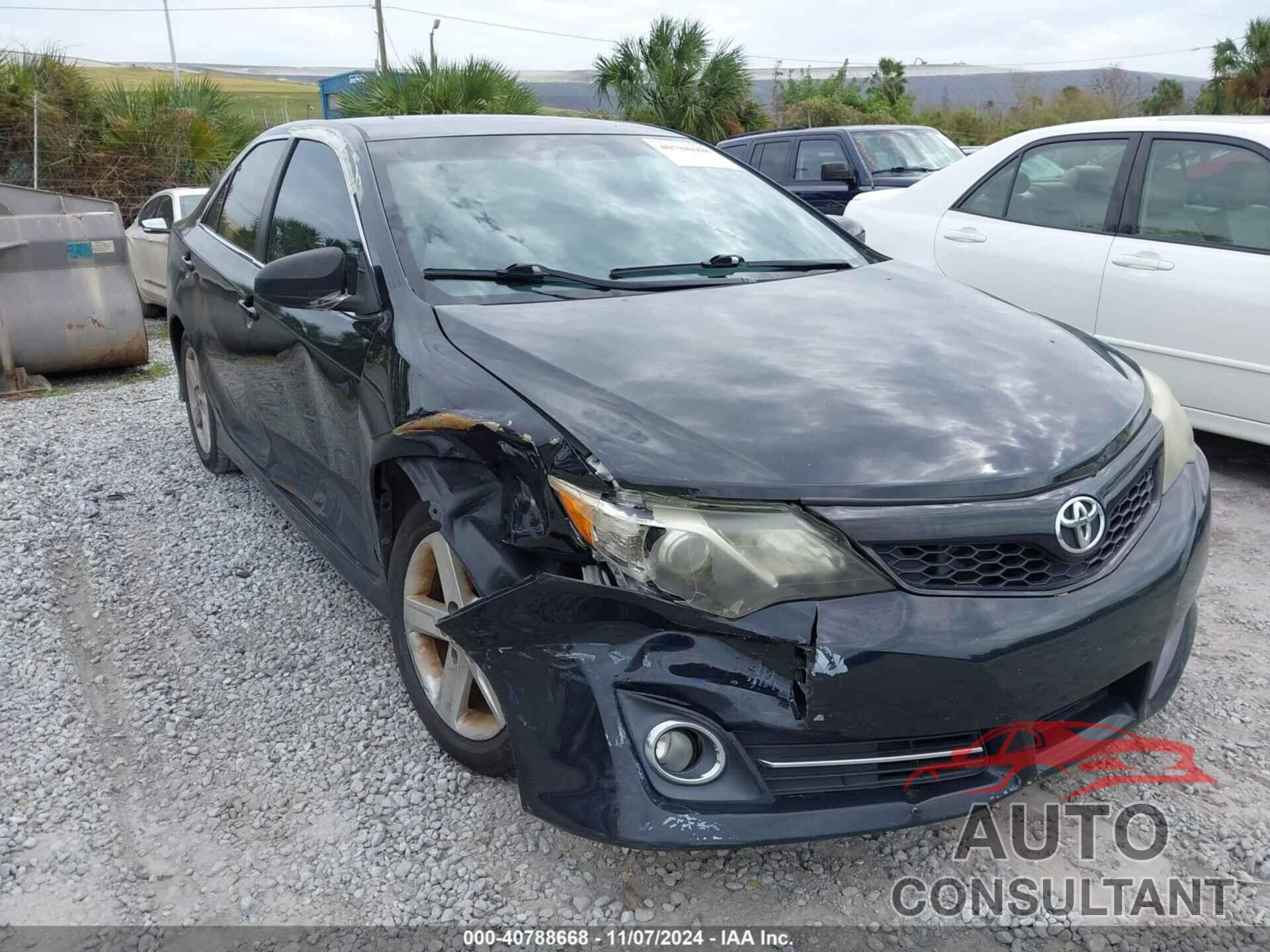 TOYOTA CAMRY 2013 - 4T1BF1FK3DU237520