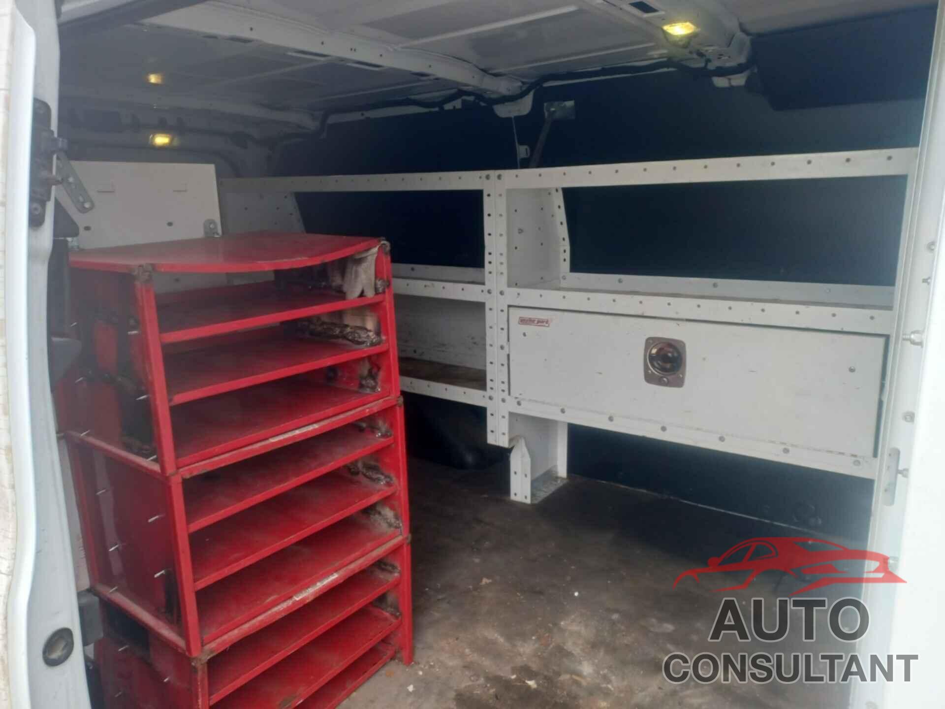 FORD TRANSIT-150 2017 - 1FTYE1YM9HKA50896