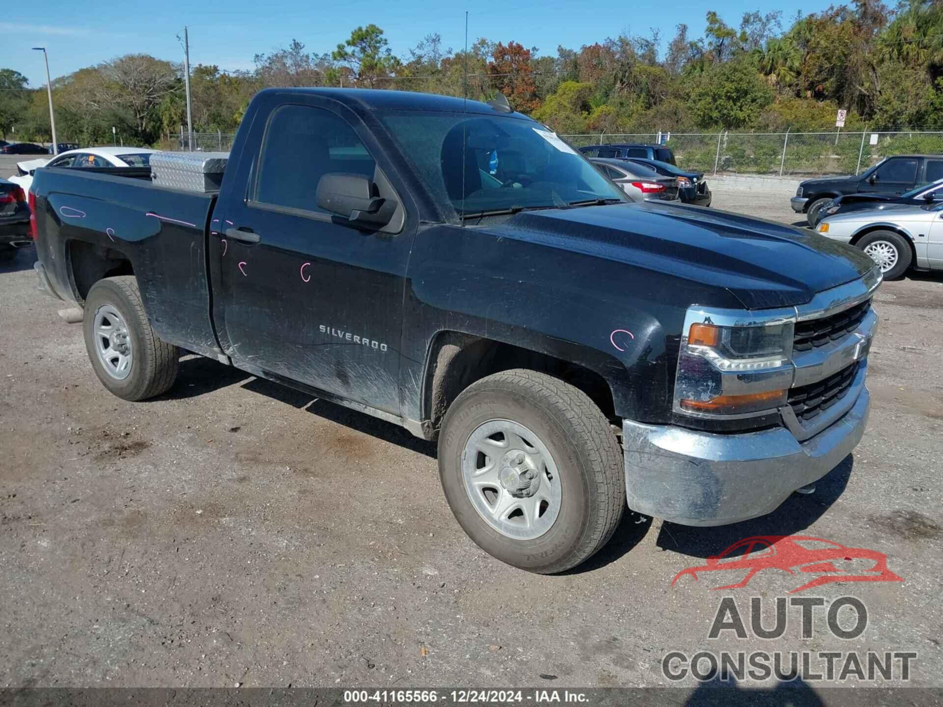 CHEVROLET SILVERADO 1500 2018 - 1GCNCNEH6JZ177433