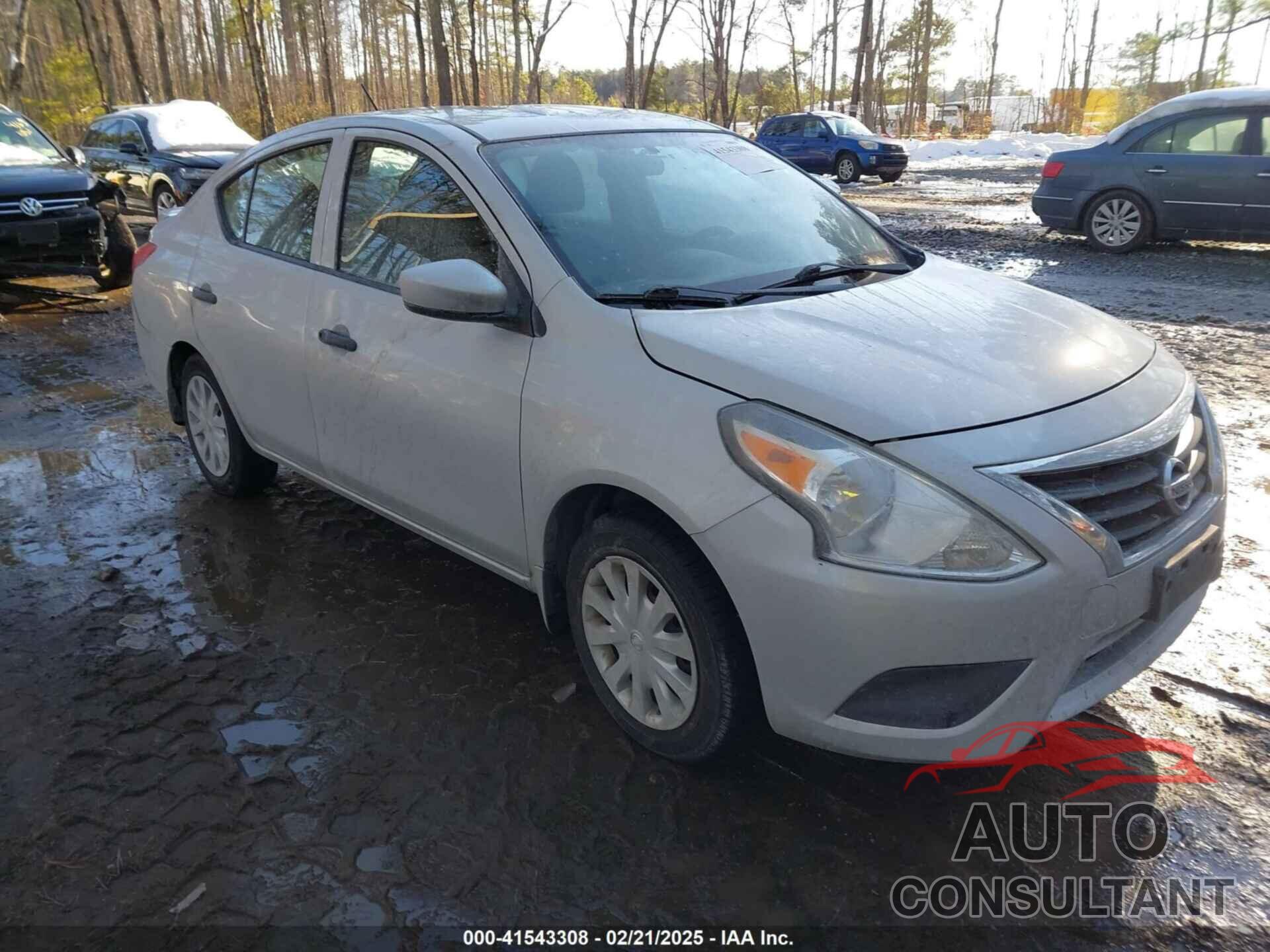 NISSAN VERSA 2018 - 3N1CN7APXJL841091
