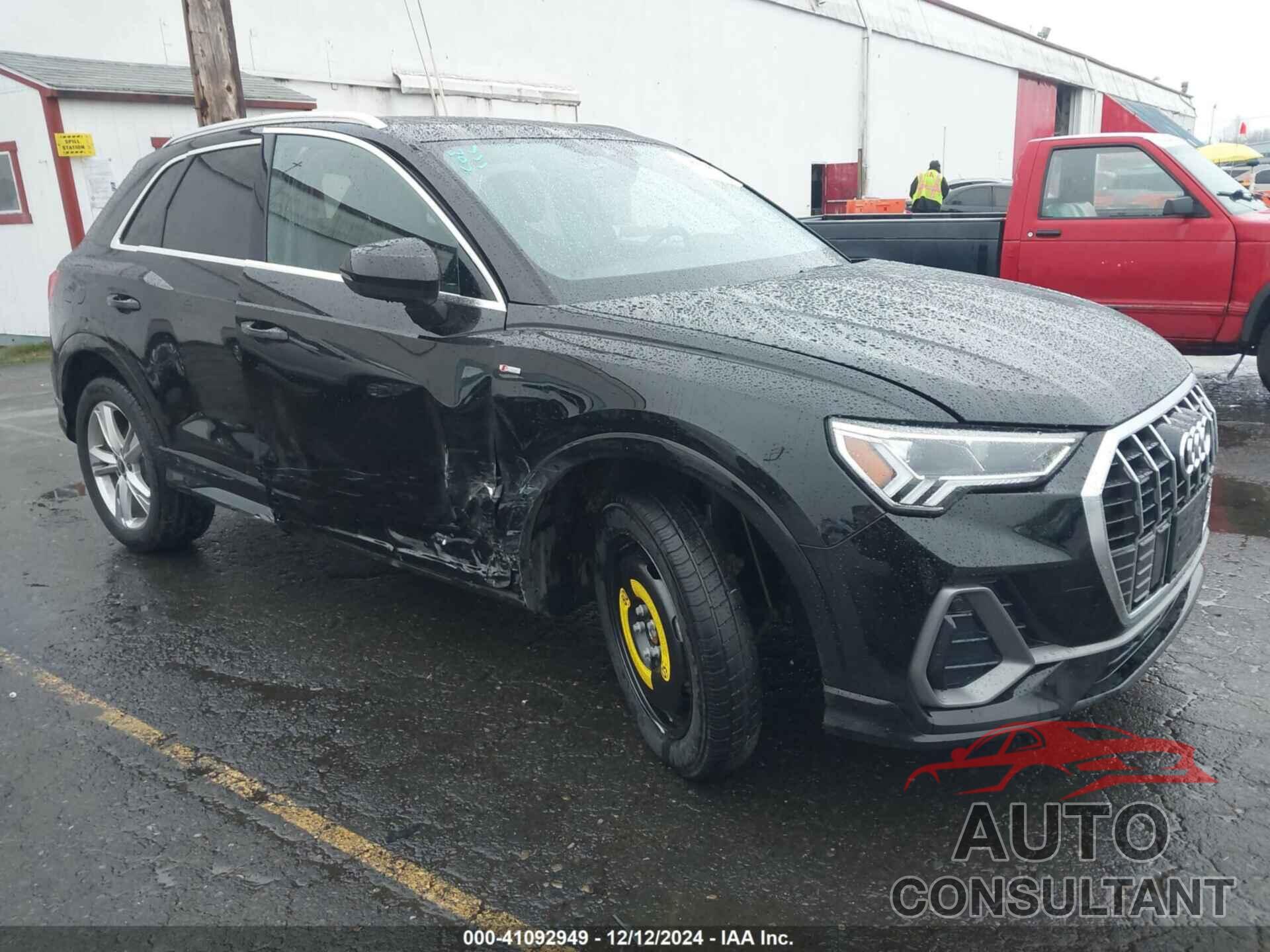 AUDI Q3 2023 - WA1EECF33P1066017