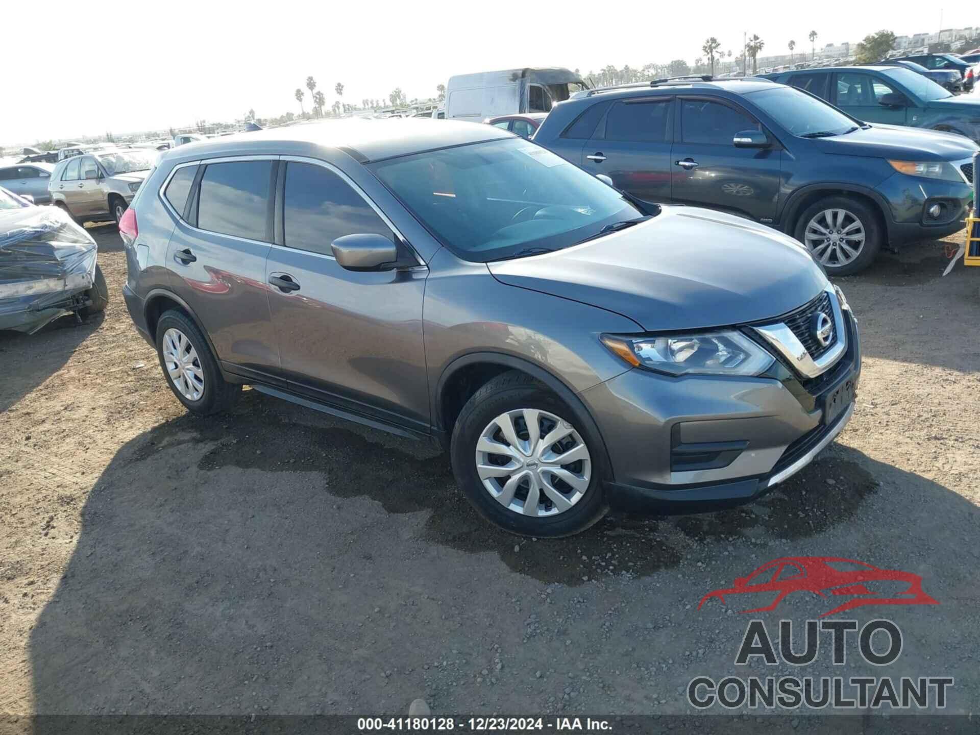 NISSAN ROGUE 2017 - KNMAT2MT0HP569736