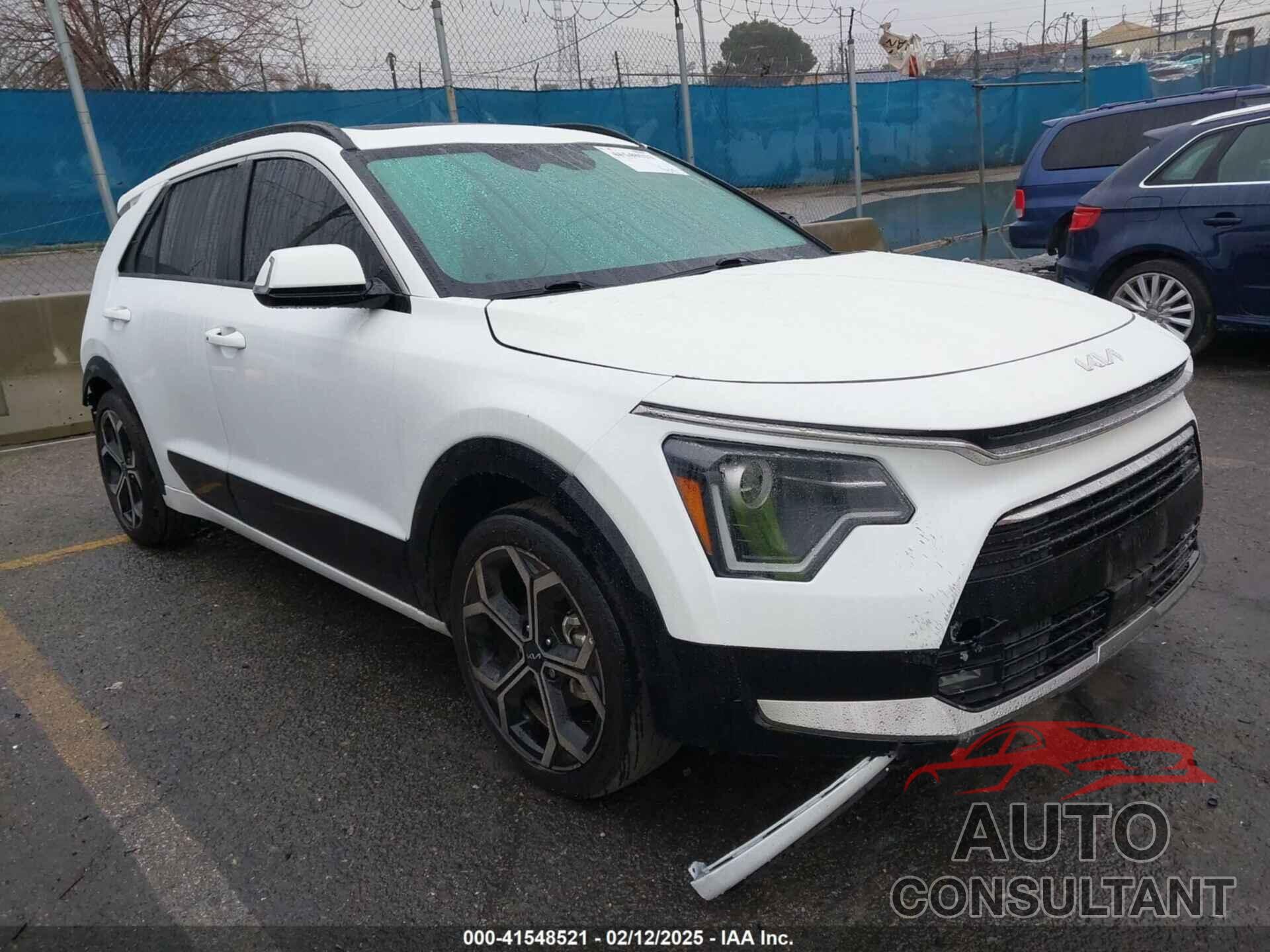 KIA NIRO 2023 - KNDCR3LE5P5033858