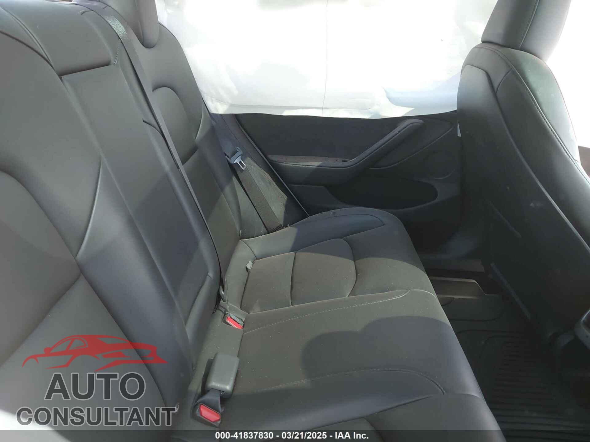 TESLA MODEL 3 2023 - 5YJ3E1EA2PF652961