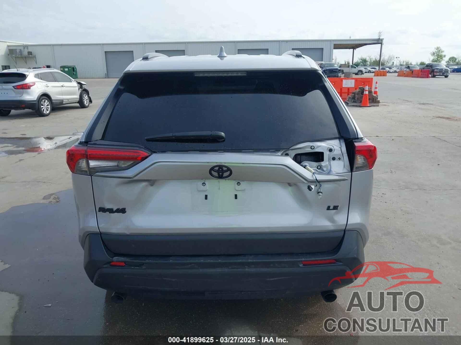 TOYOTA RAV4 2021 - 2T3H1RFV0MC116034