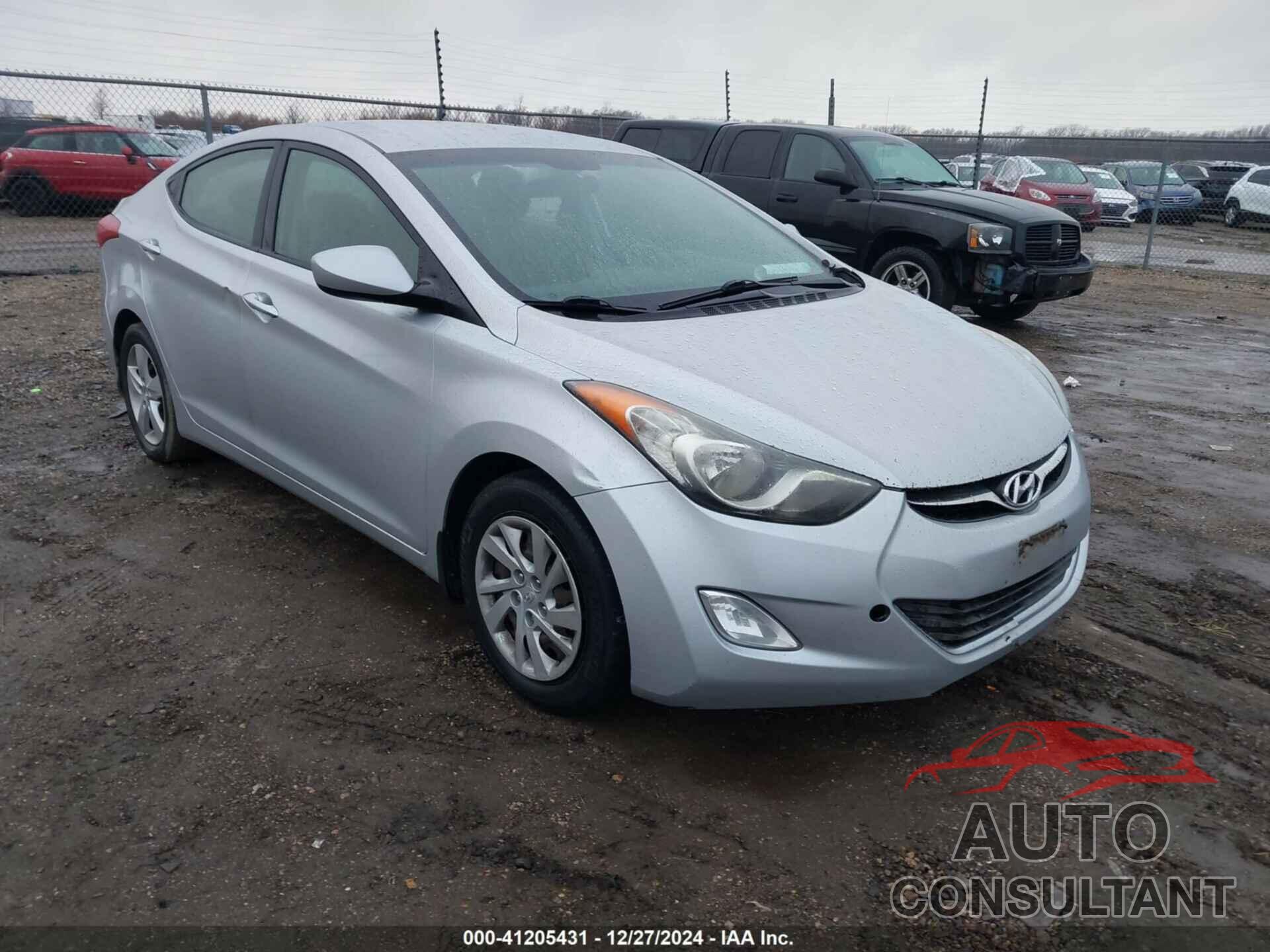 HYUNDAI ELANTRA 2013 - 5NPDH4AE5DH425492