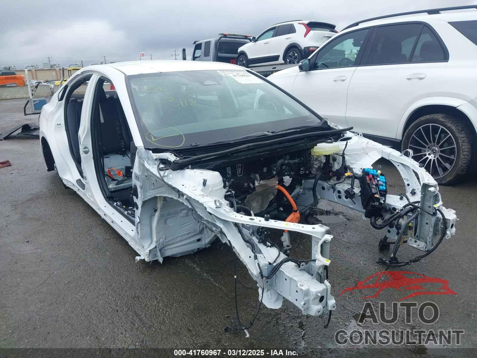 TOYOTA CAMRY 2025 - 4T1DAACK8SU555383