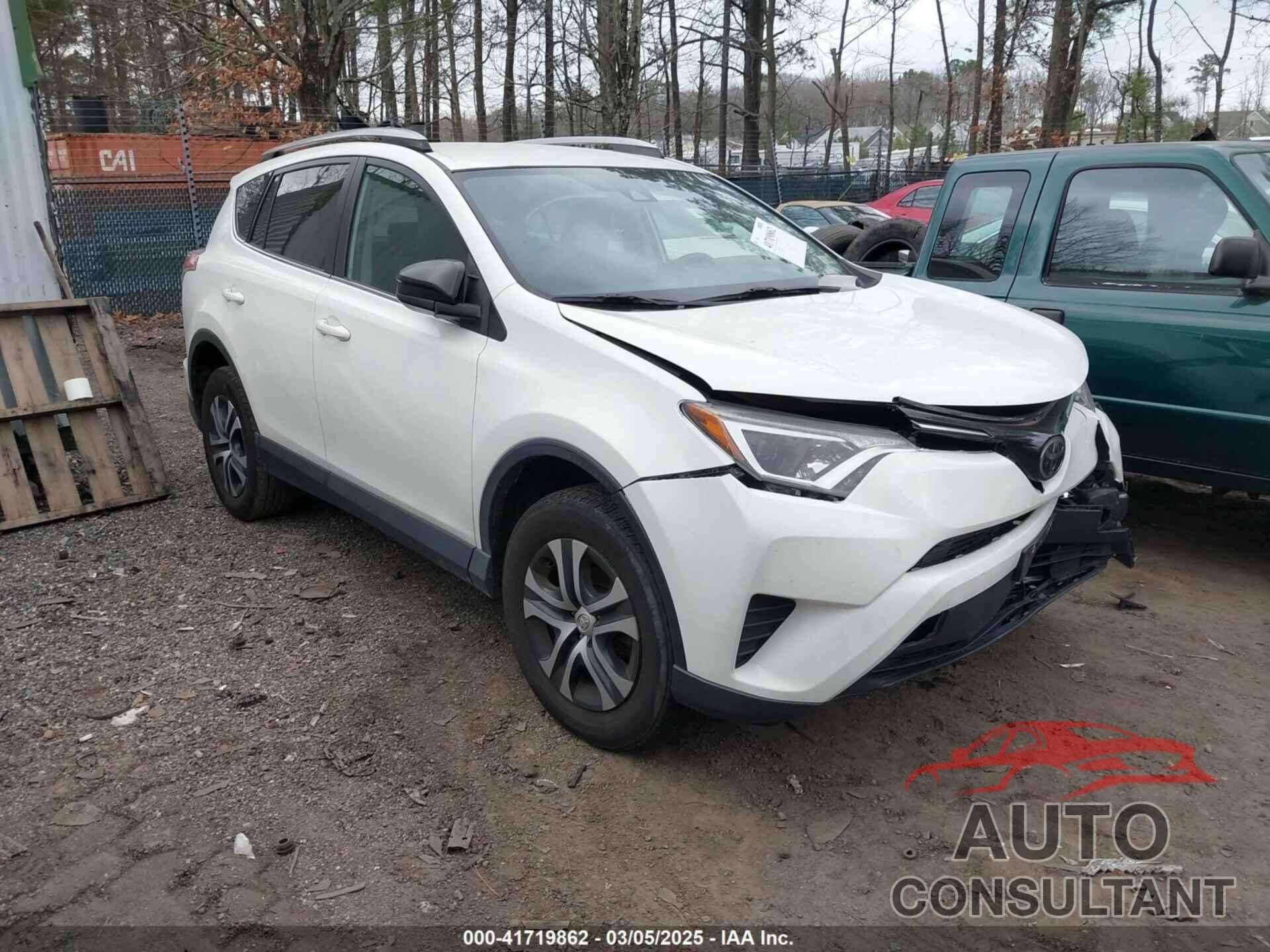 TOYOTA RAV4 2017 - JTMZFREV7HJ706676