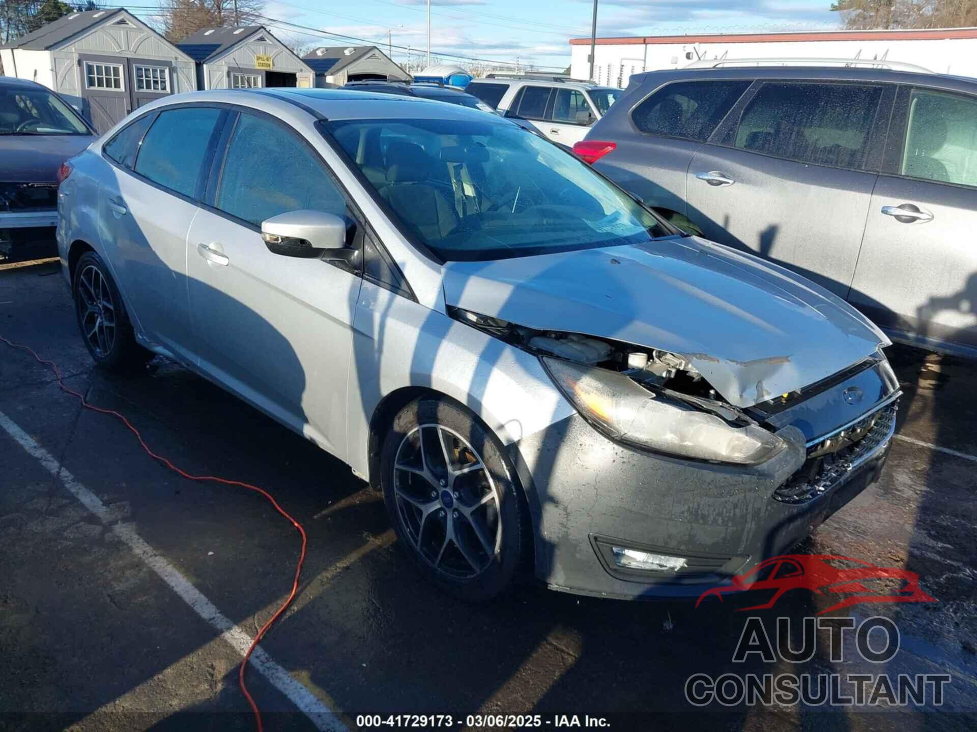 FORD FOCUS 2017 - 1FADP3H21HL336597