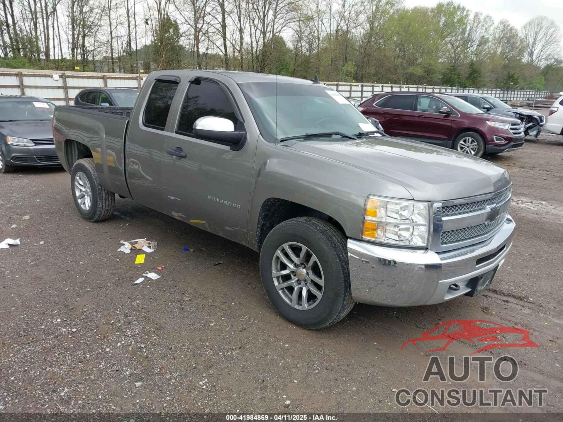 CHEVROLET SILVERADO 1500 2013 - 1GCRKSE74DZ254332