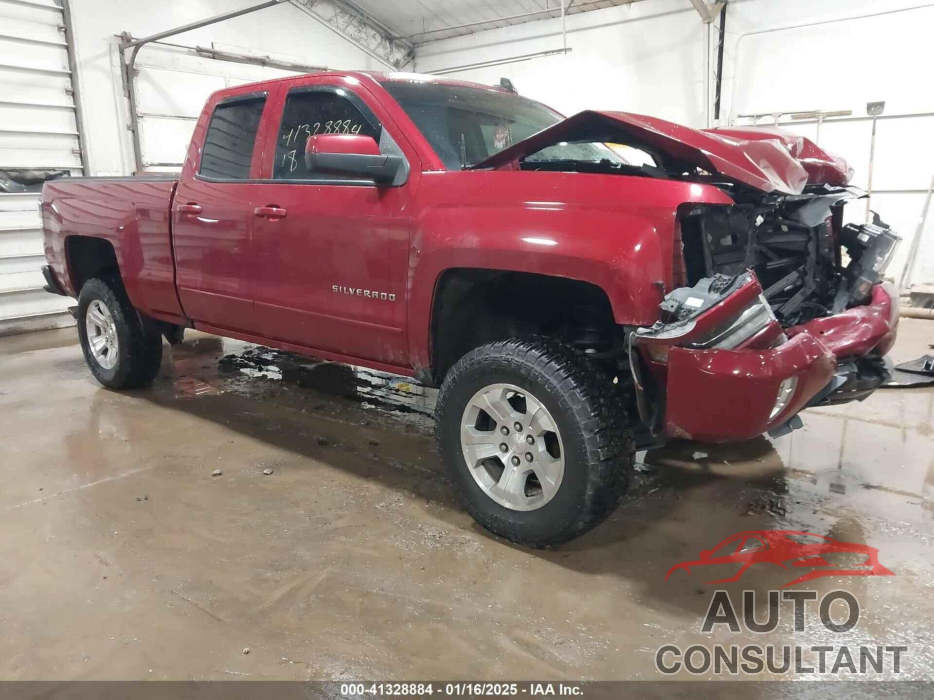 CHEVROLET SILVERADO 1500 2018 - 1GCVKREC0JZ302831