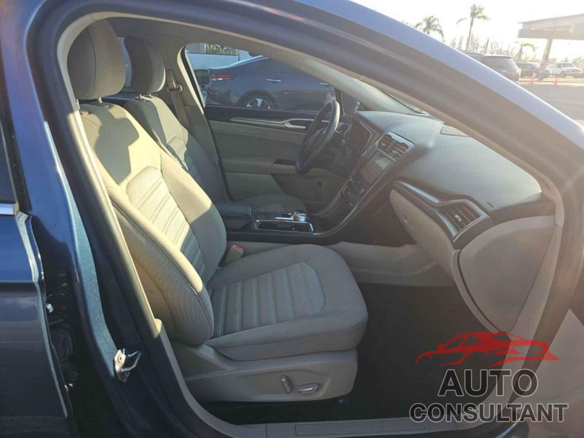 FORD FUSION 2019 - 3FA6P0LU9KR152386