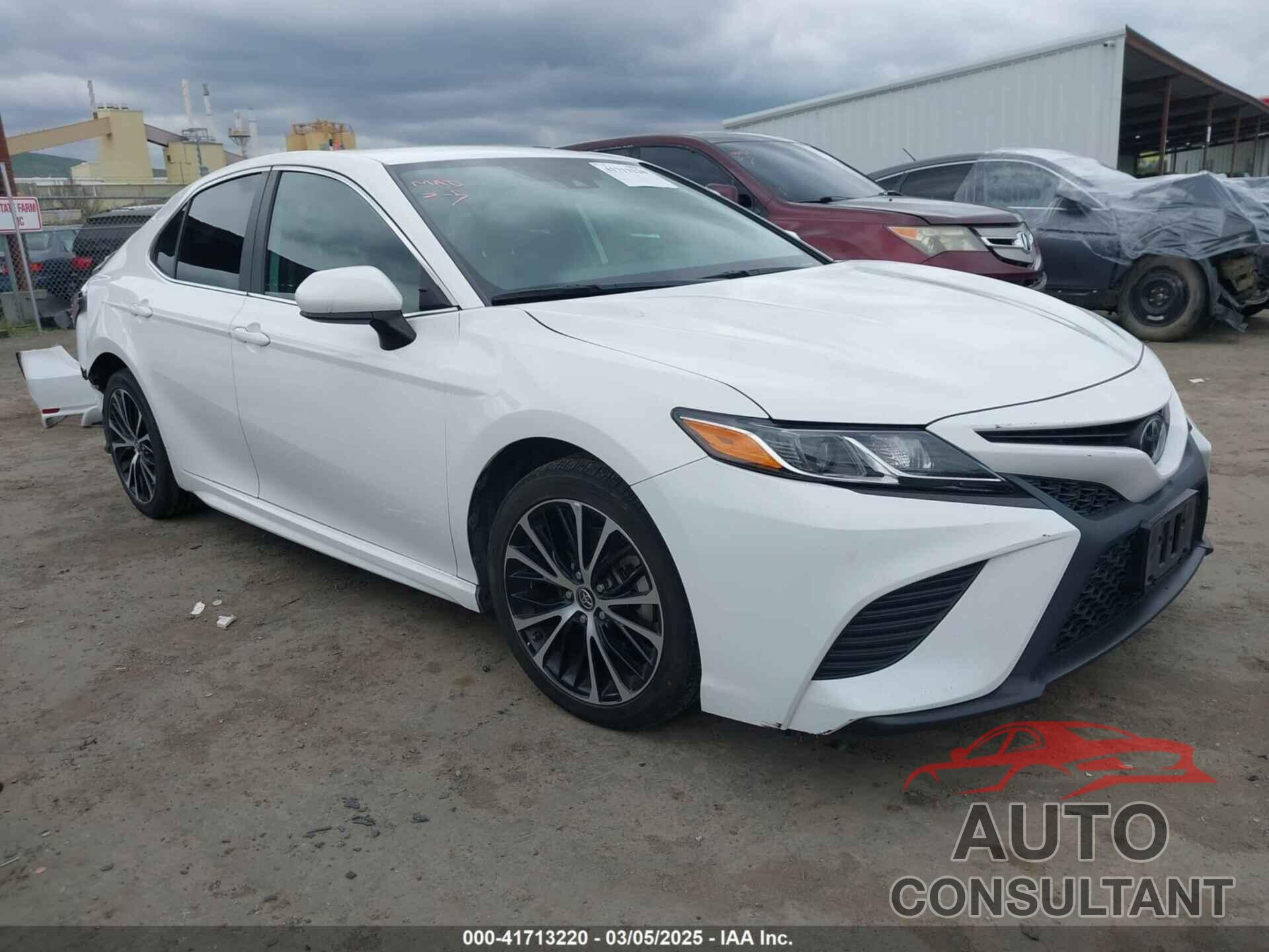 TOYOTA CAMRY 2019 - 4T1B11HK5KU703148