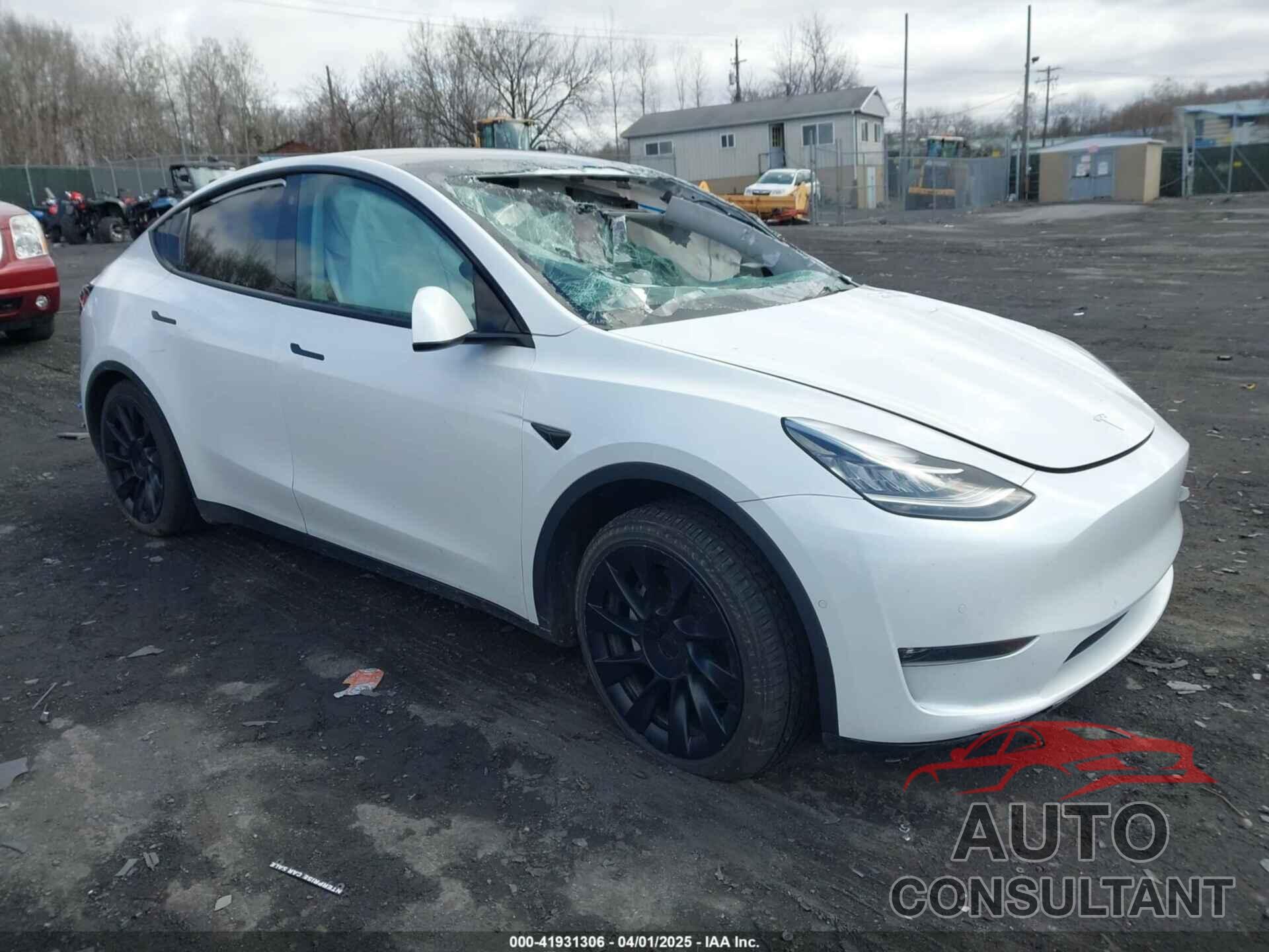 TESLA MODEL Y 2021 - 5YJYGAEE6MF295010